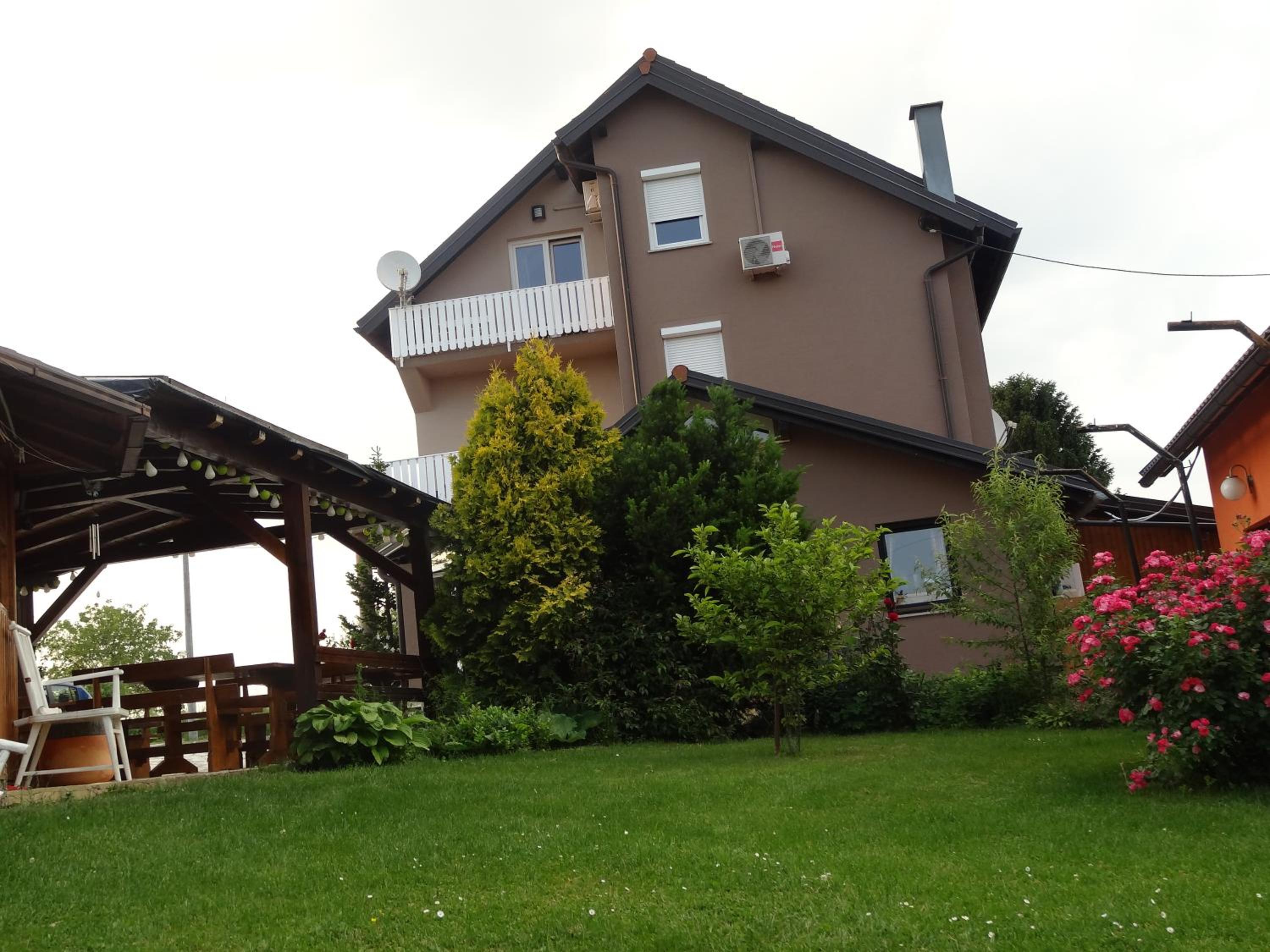 Apartments and Rooms Kristina view 2