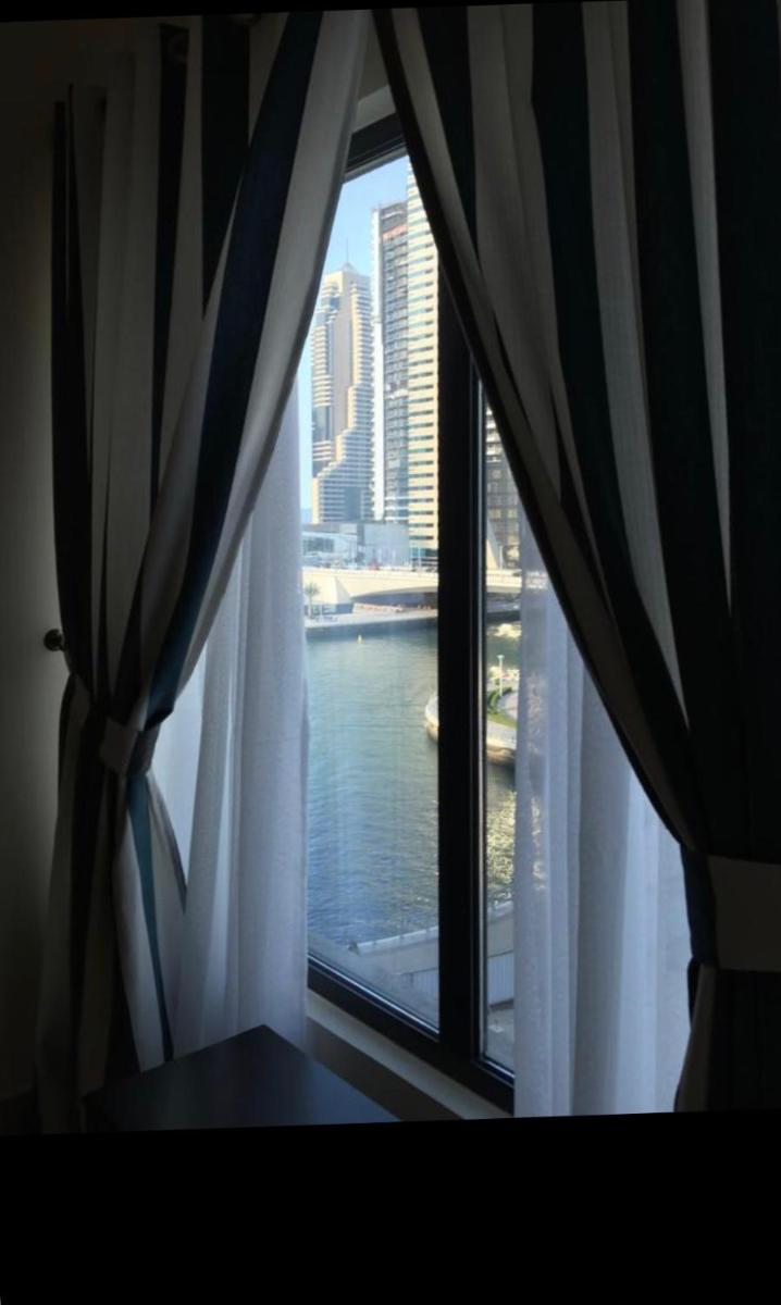 Golden Stay Vacation Homes continental tower marina