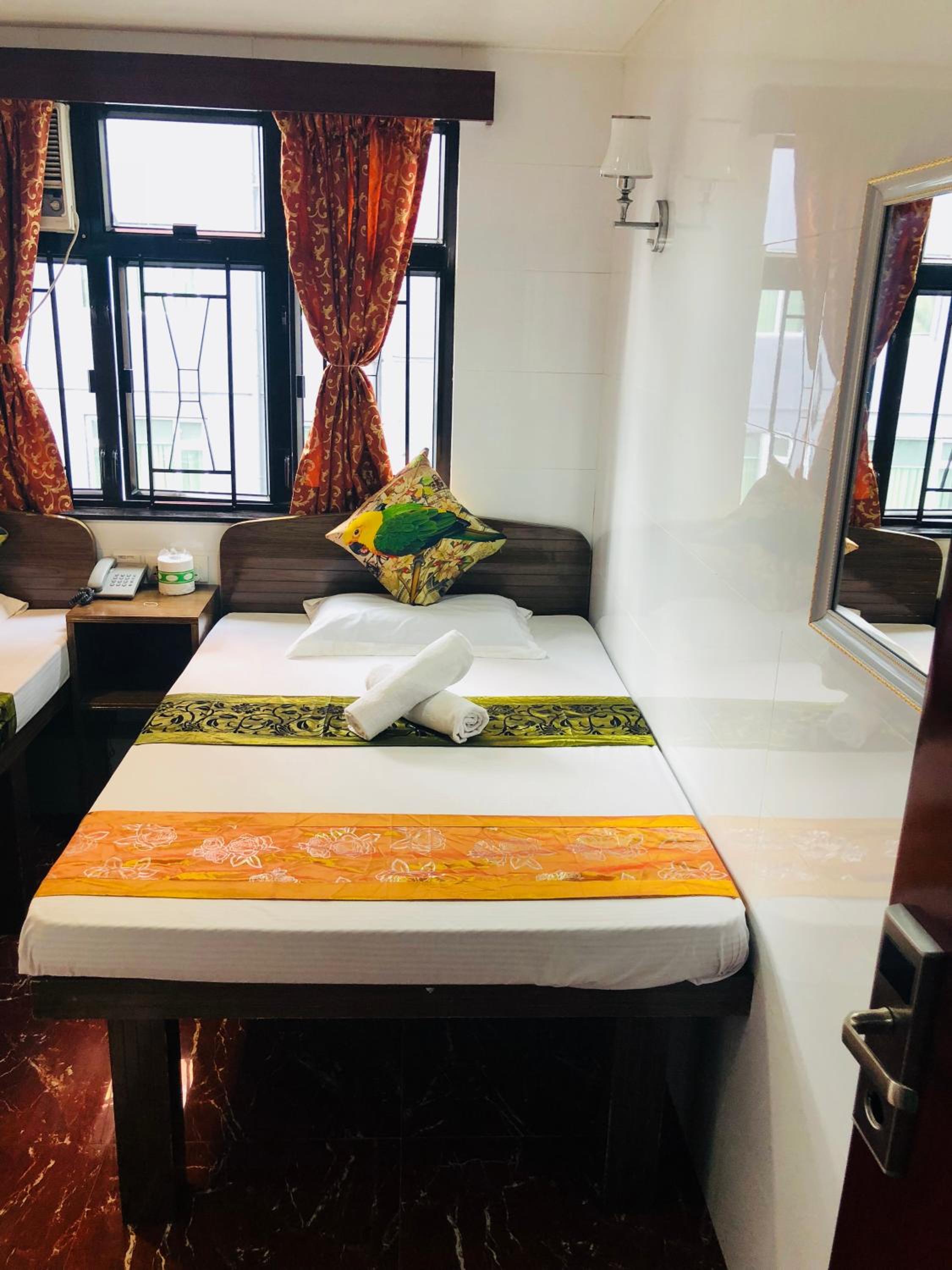 Traveller's Hostel - Image 3