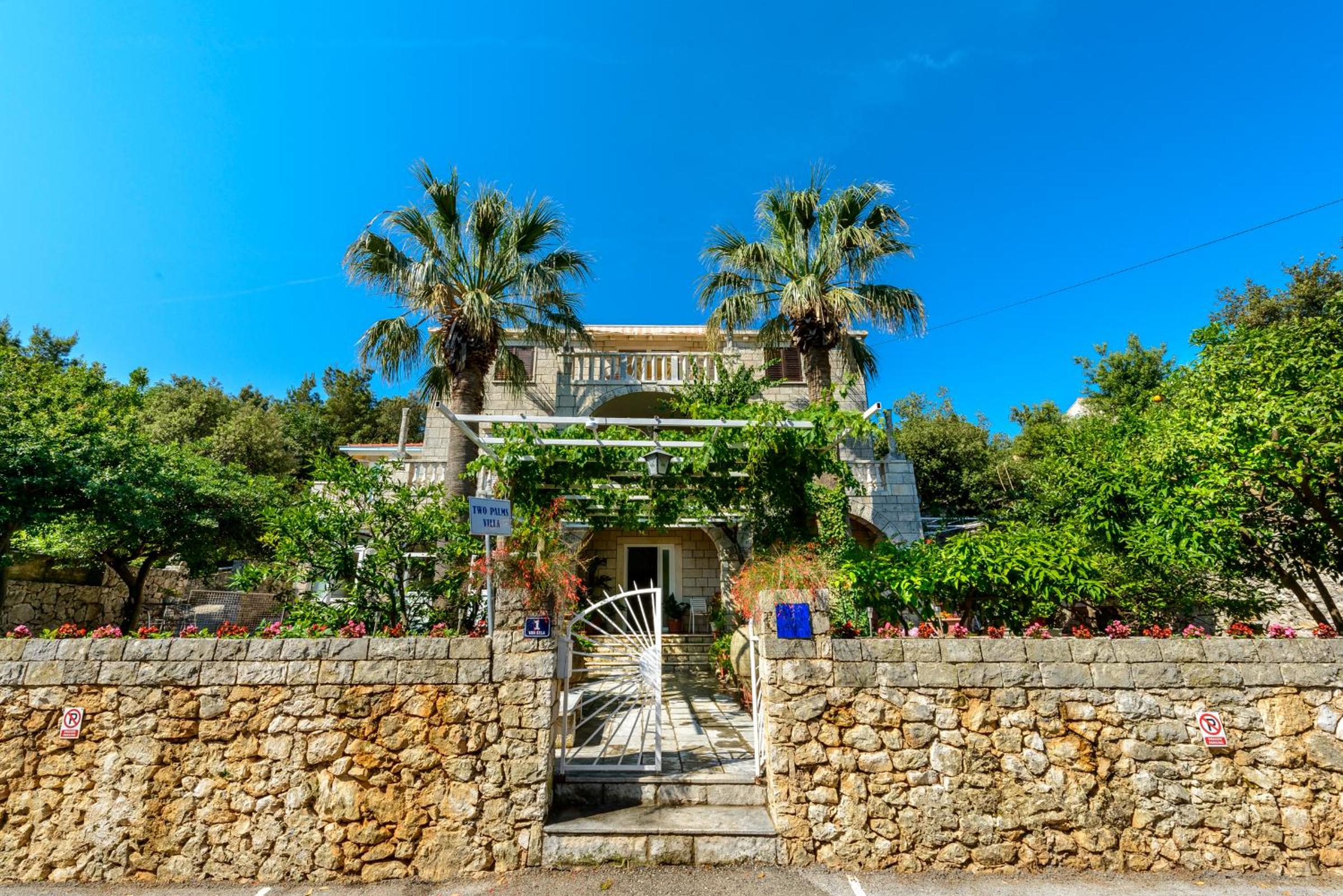 Two Palms Villa view 2