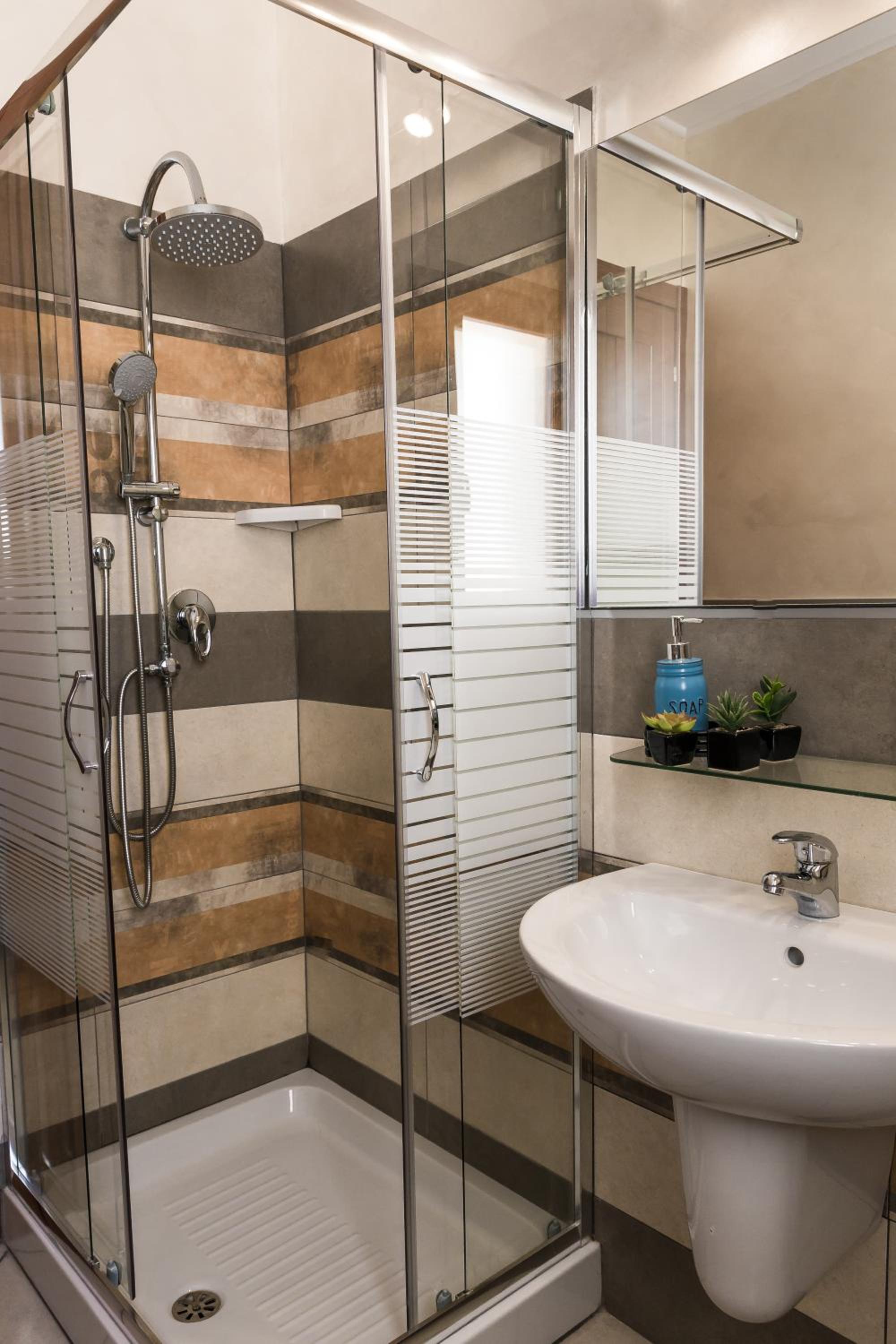 La Piazzetta Guest House