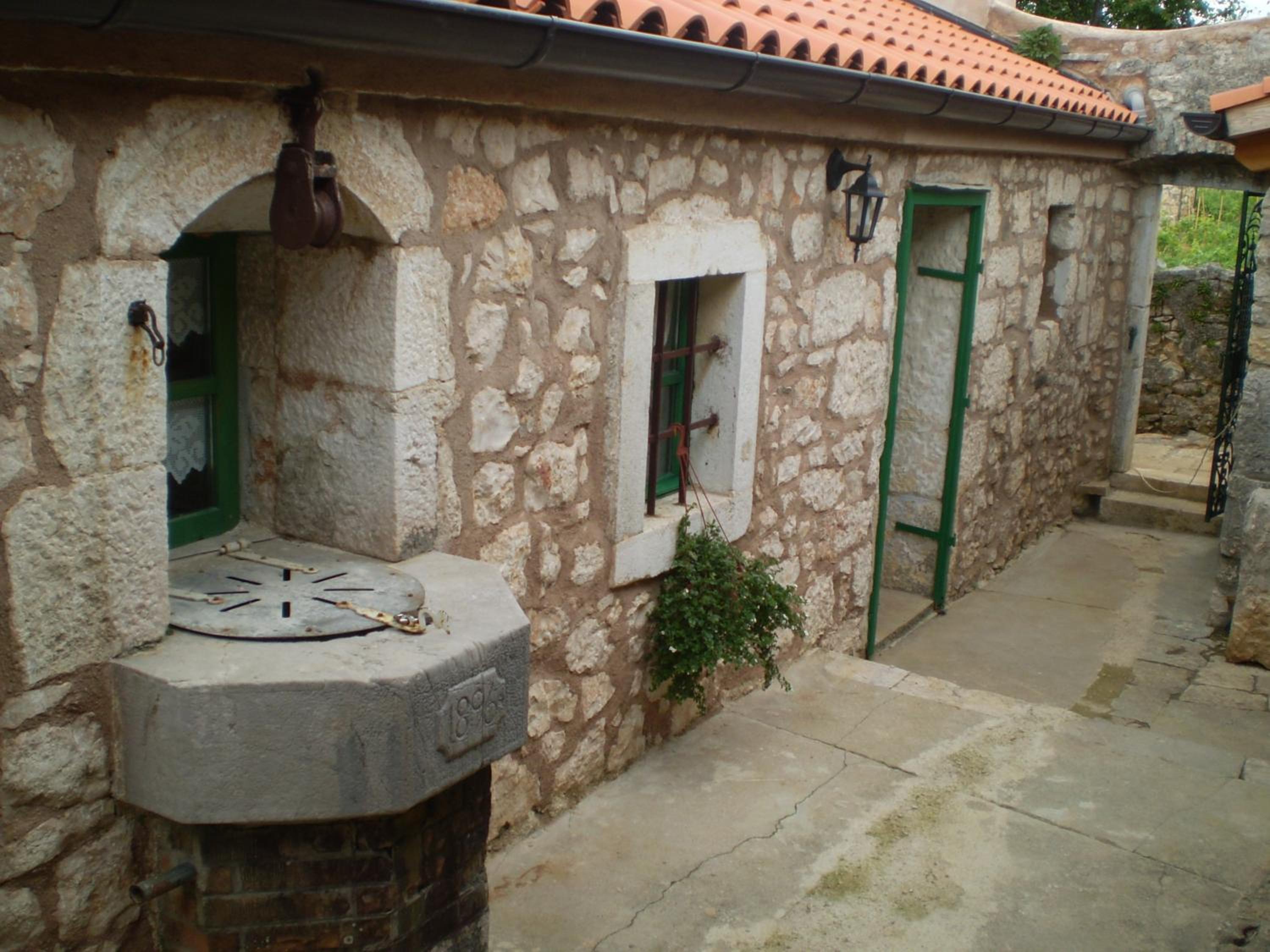 Photo 30