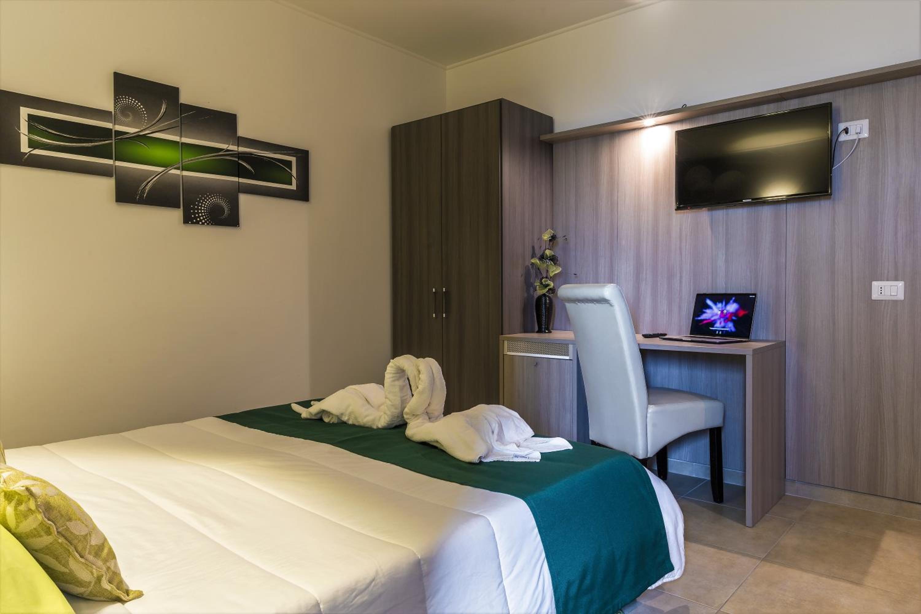 La Piazzetta Guest House