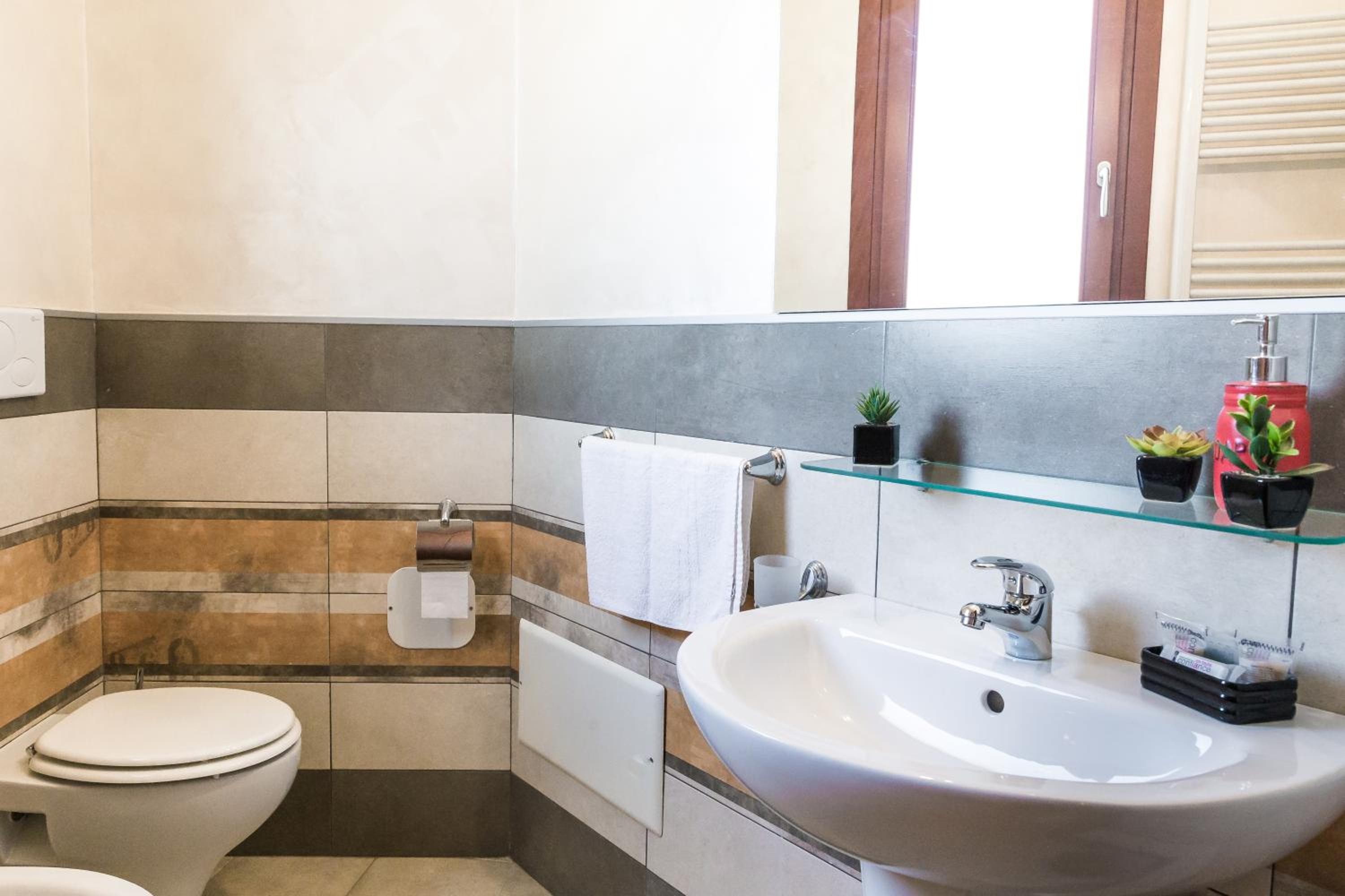 La Piazzetta Guest House