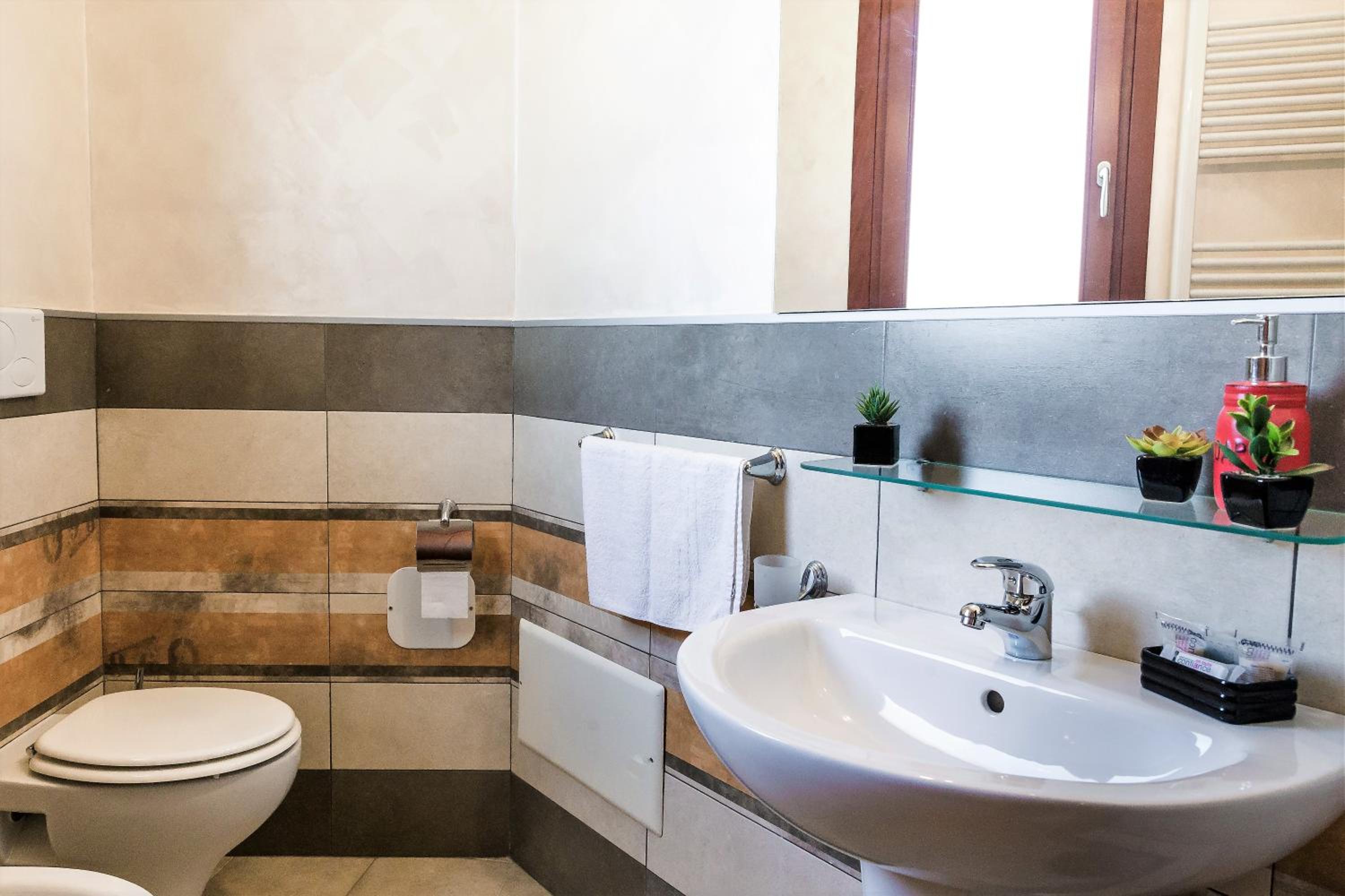 La Piazzetta Guest House