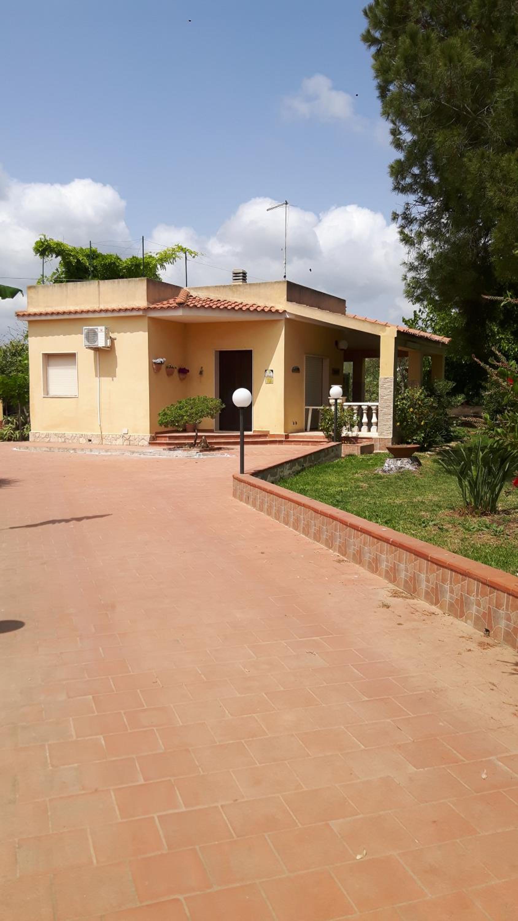 Villa Emilia view 2