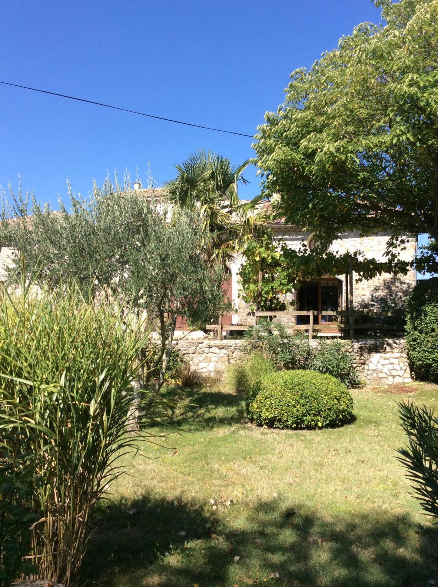 Photo 6