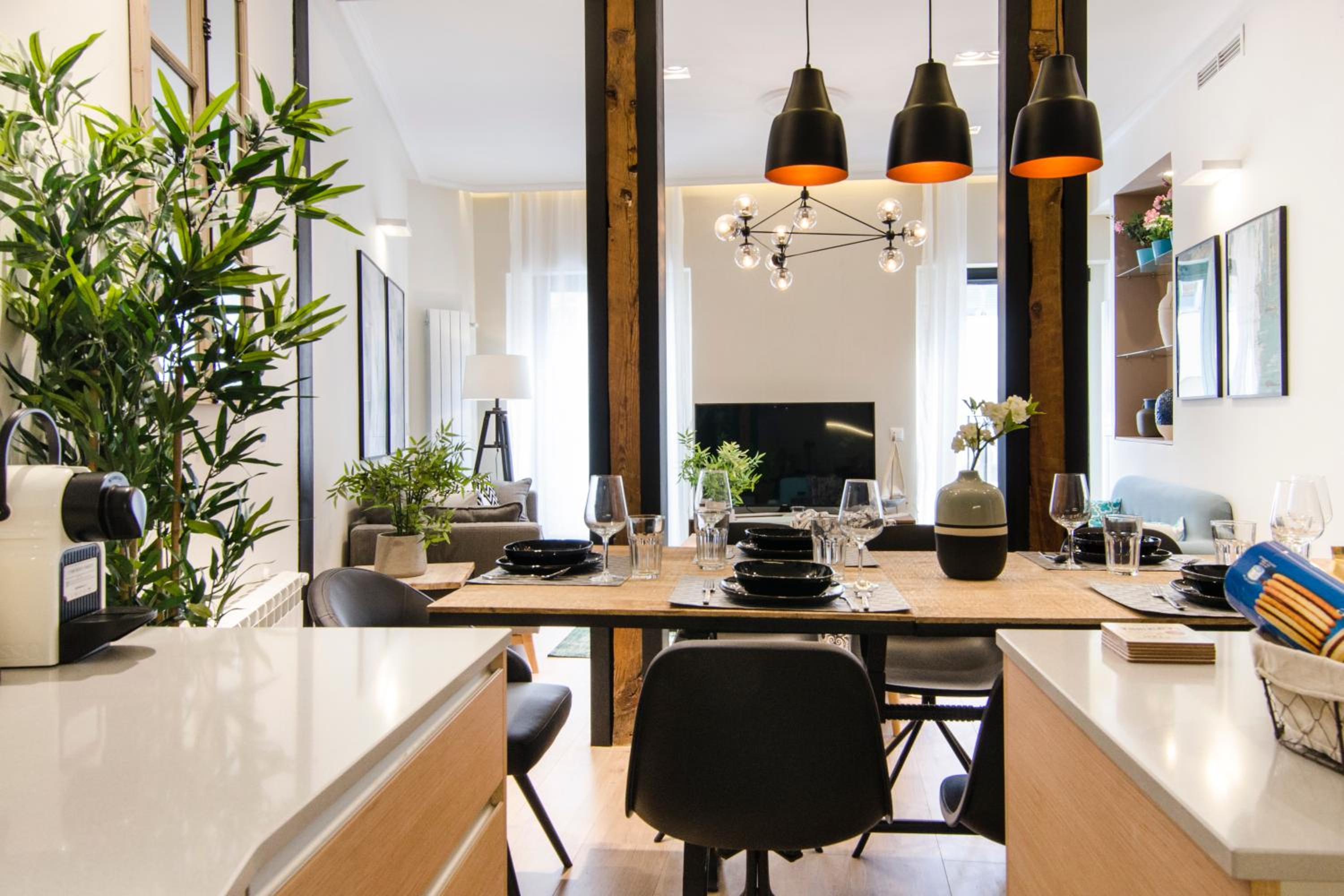 Brand New Amazing 3BD 2BD Gran Vía-Malasaña view 2