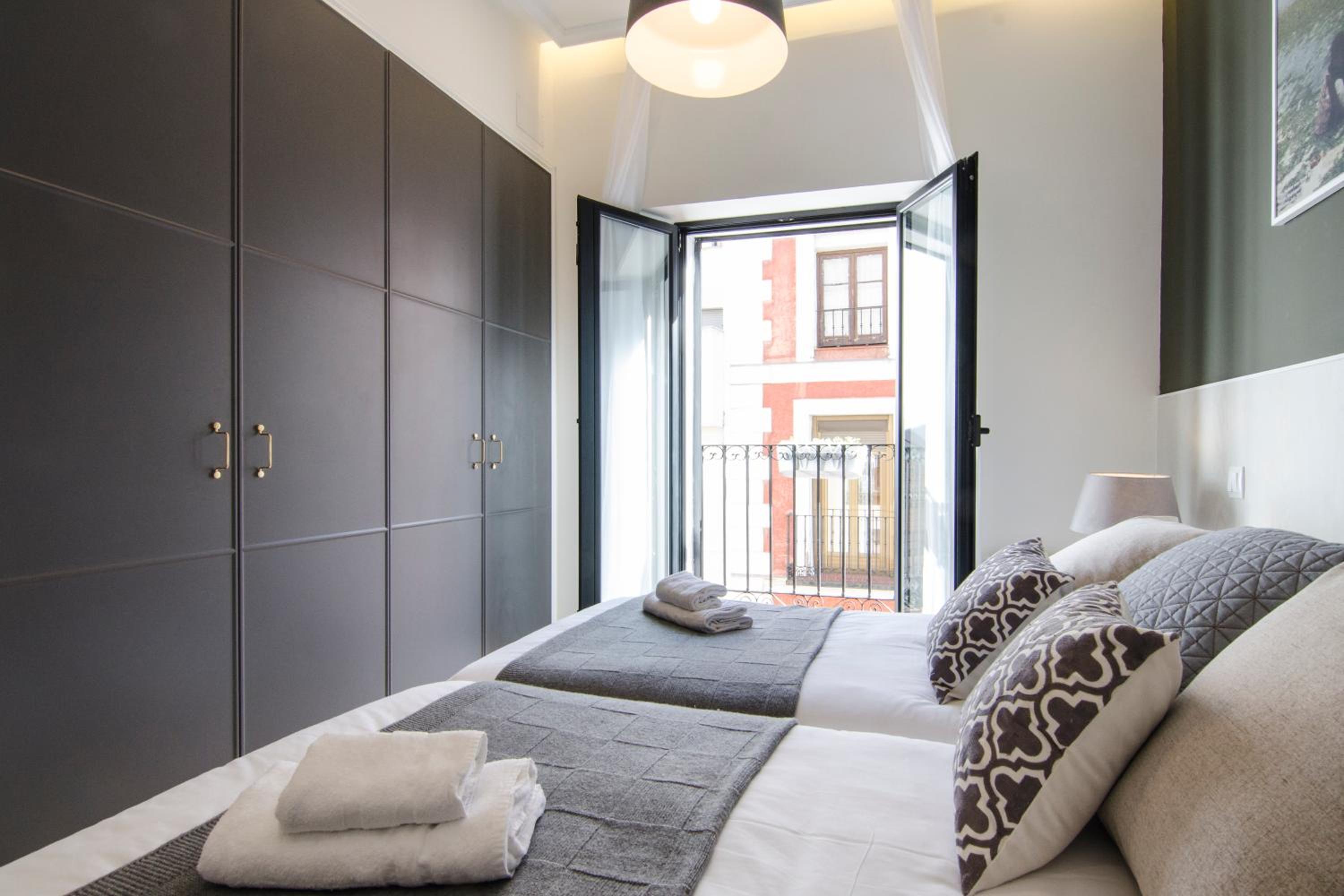 Brand New Amazing 3BD 2BD Gran Vía-Malasaña view 4