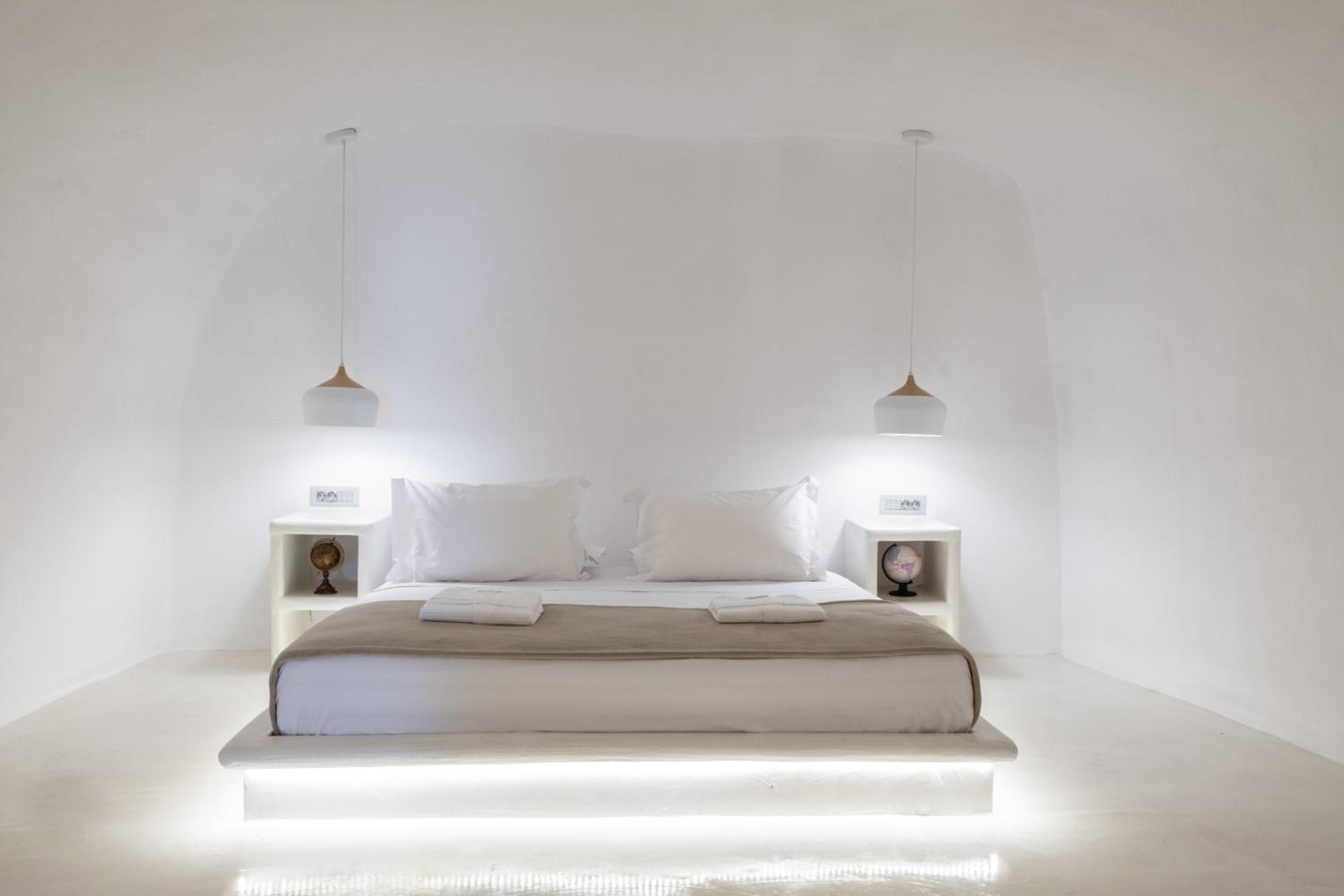 The Globe Suites Villa photo 2