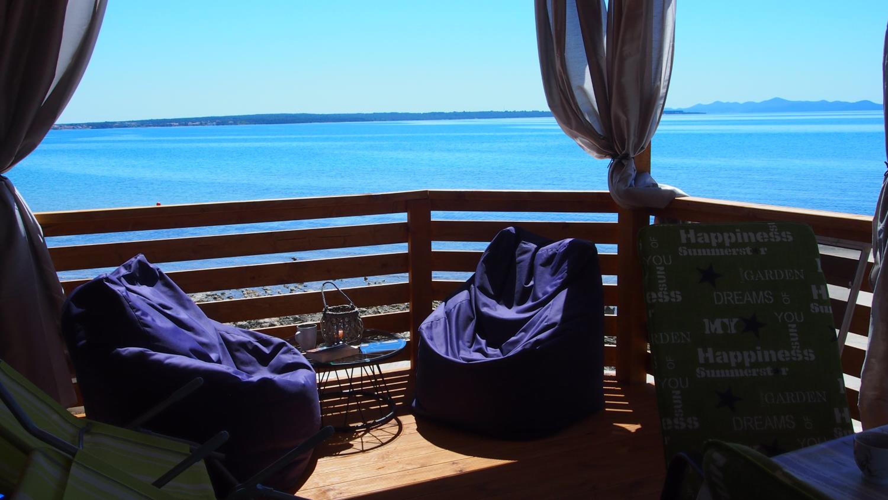 Stress free by the sea view 4