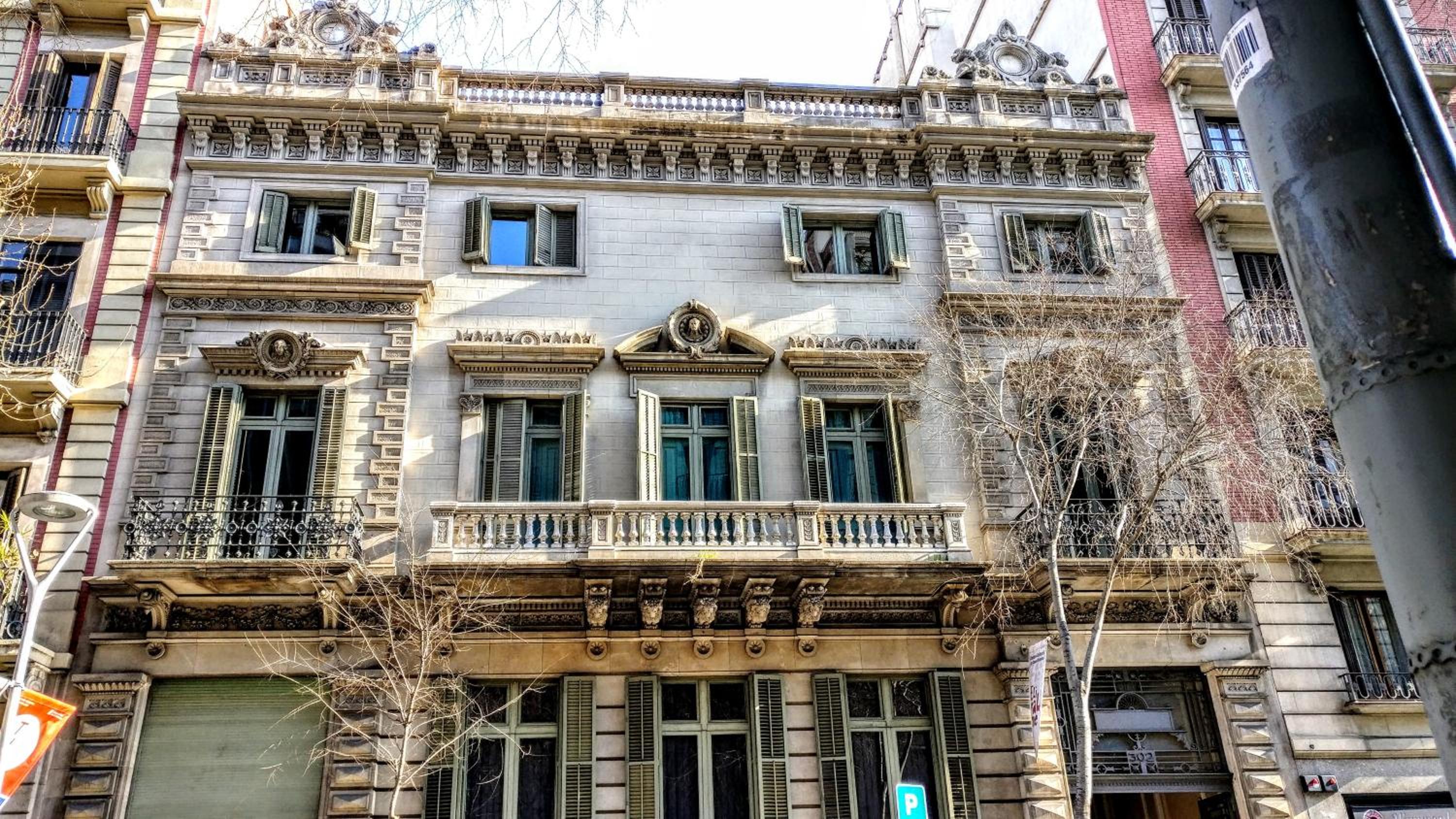 BizFlats Eixample Apartments