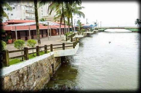 Apartamento no Centro de Mongaguá