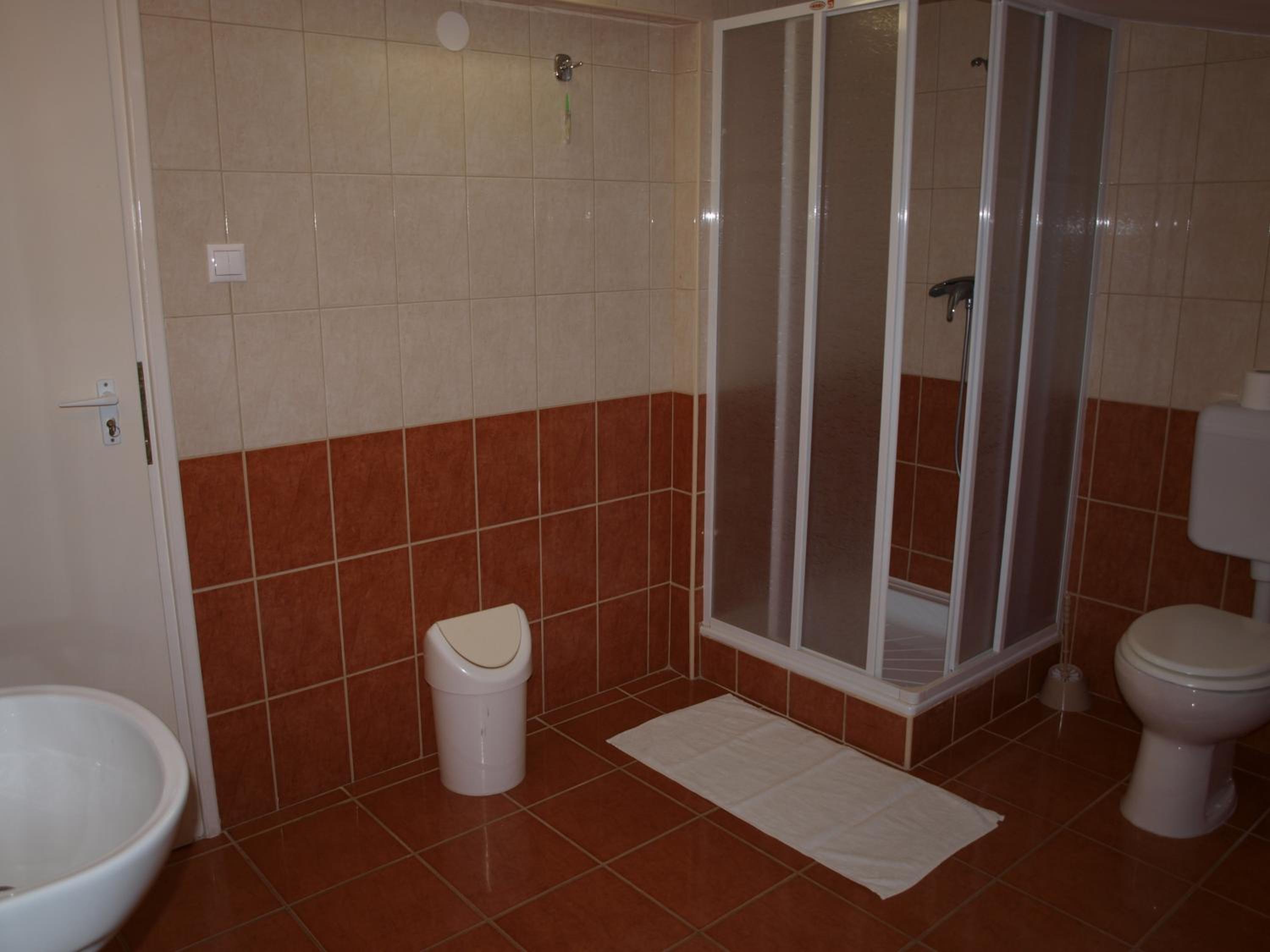 Photo 37