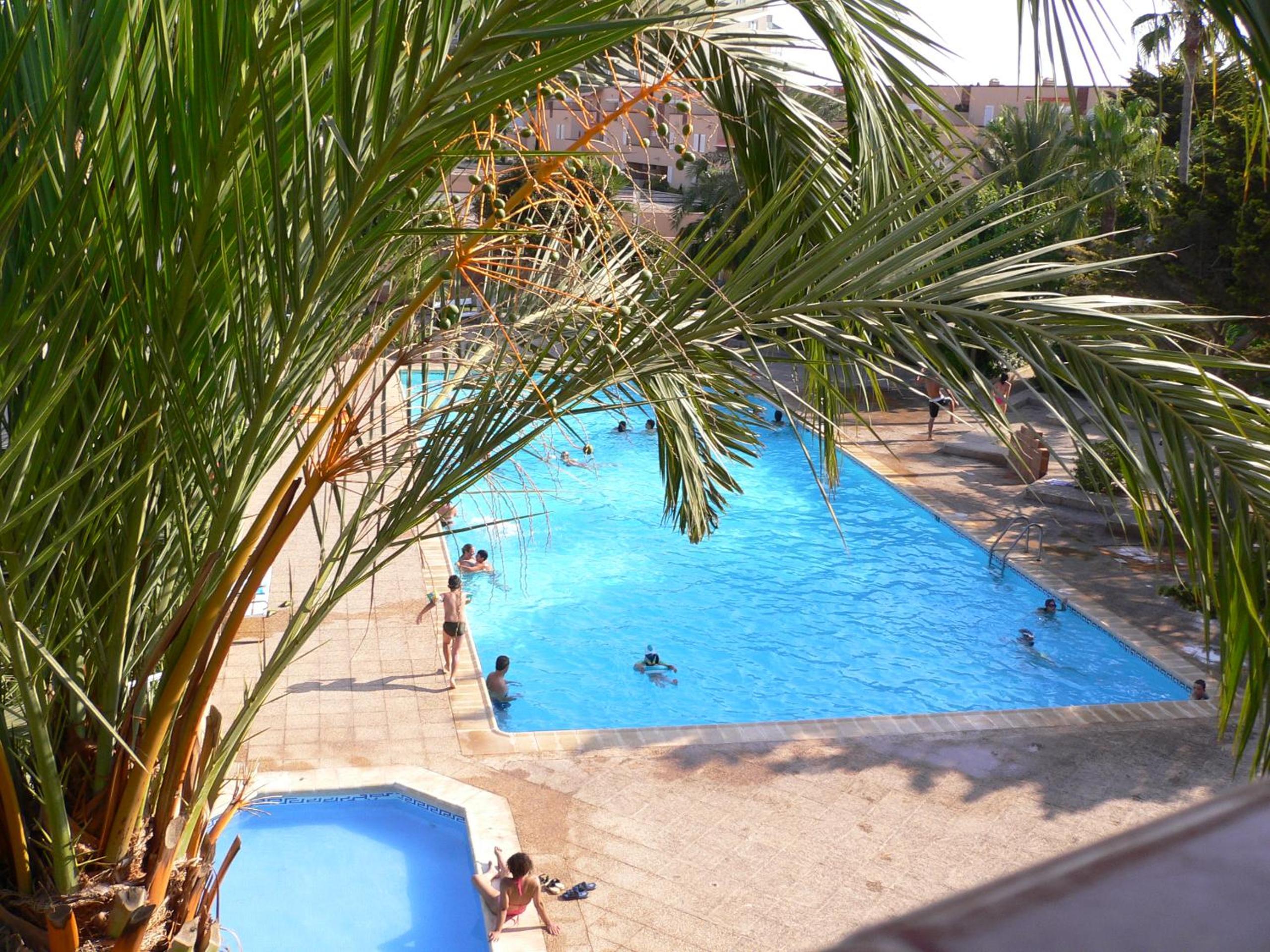 Inmovecos apart con piscina Alisios 227