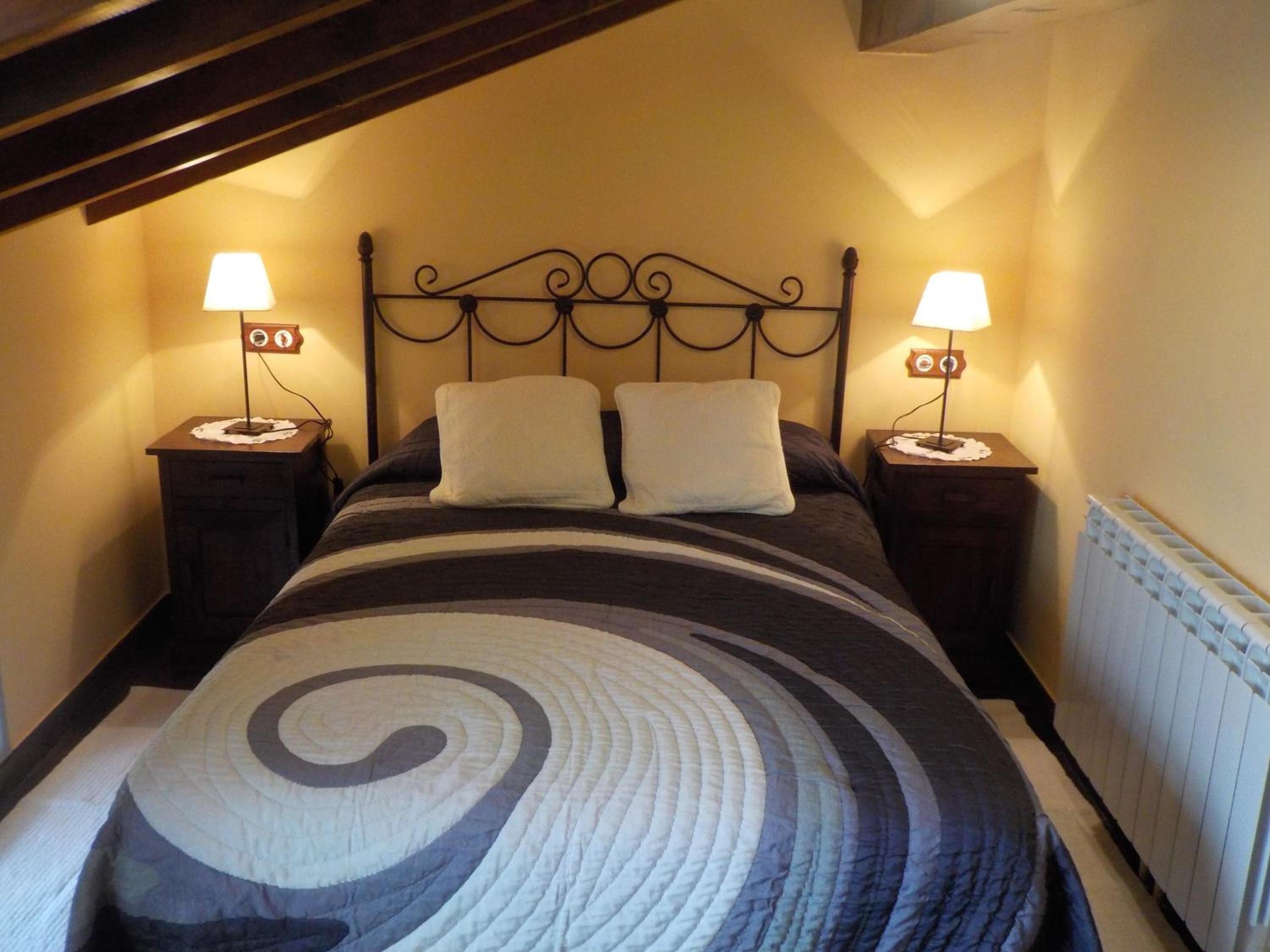 Apartamentos Rurales La Husteriza view 5