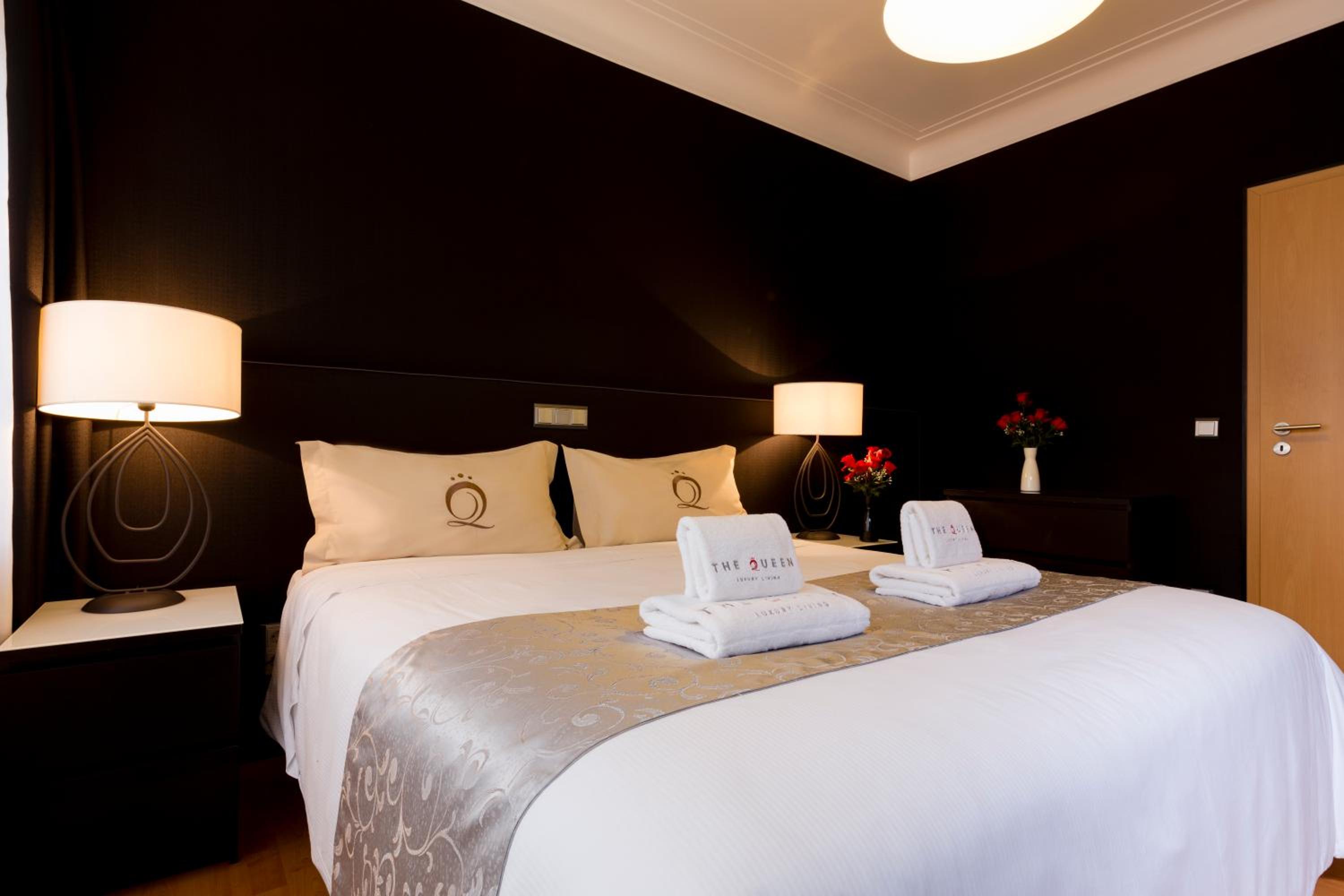The Queen Luxury Apartments - Villa Serena