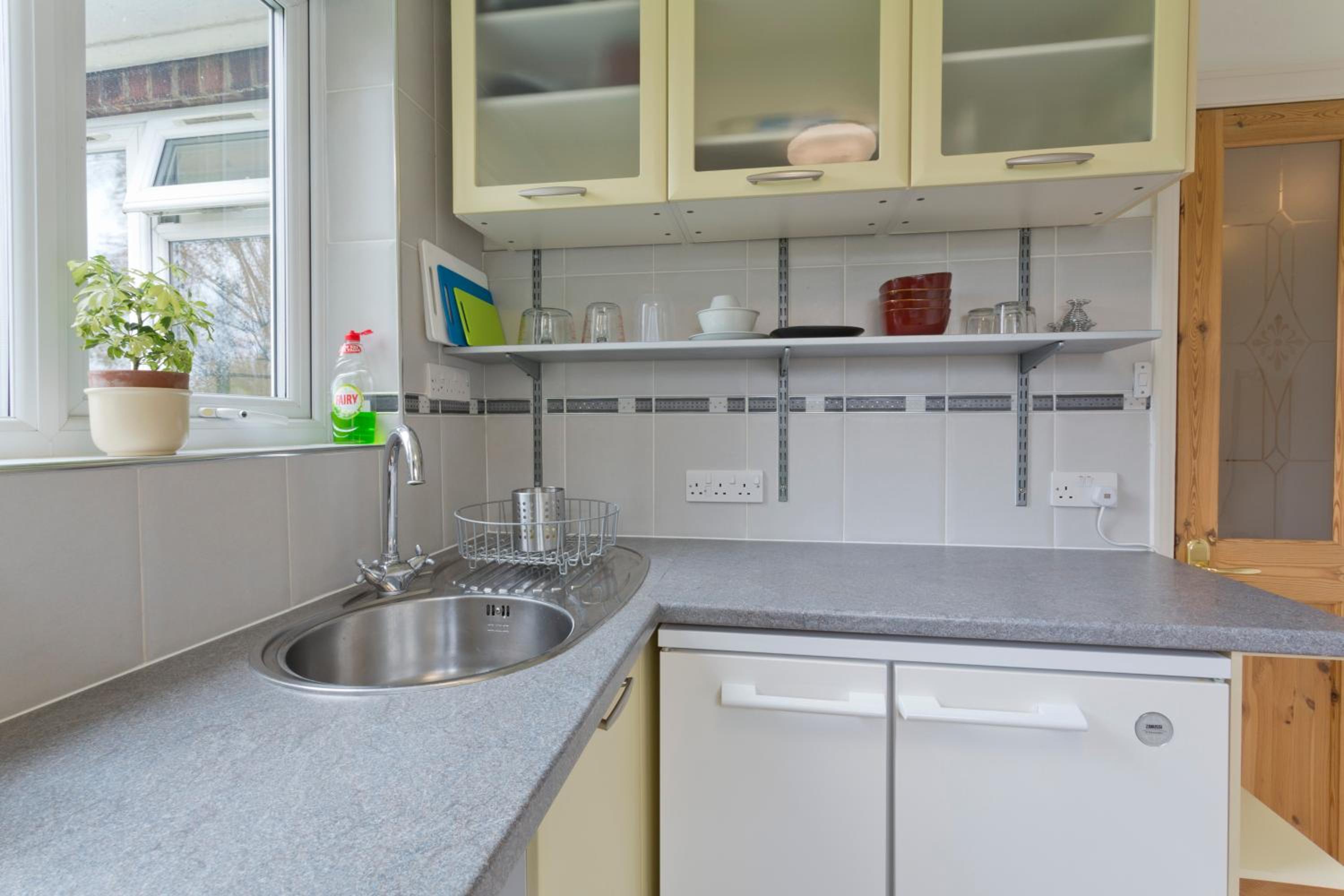 Poplar House Serviced Apartments