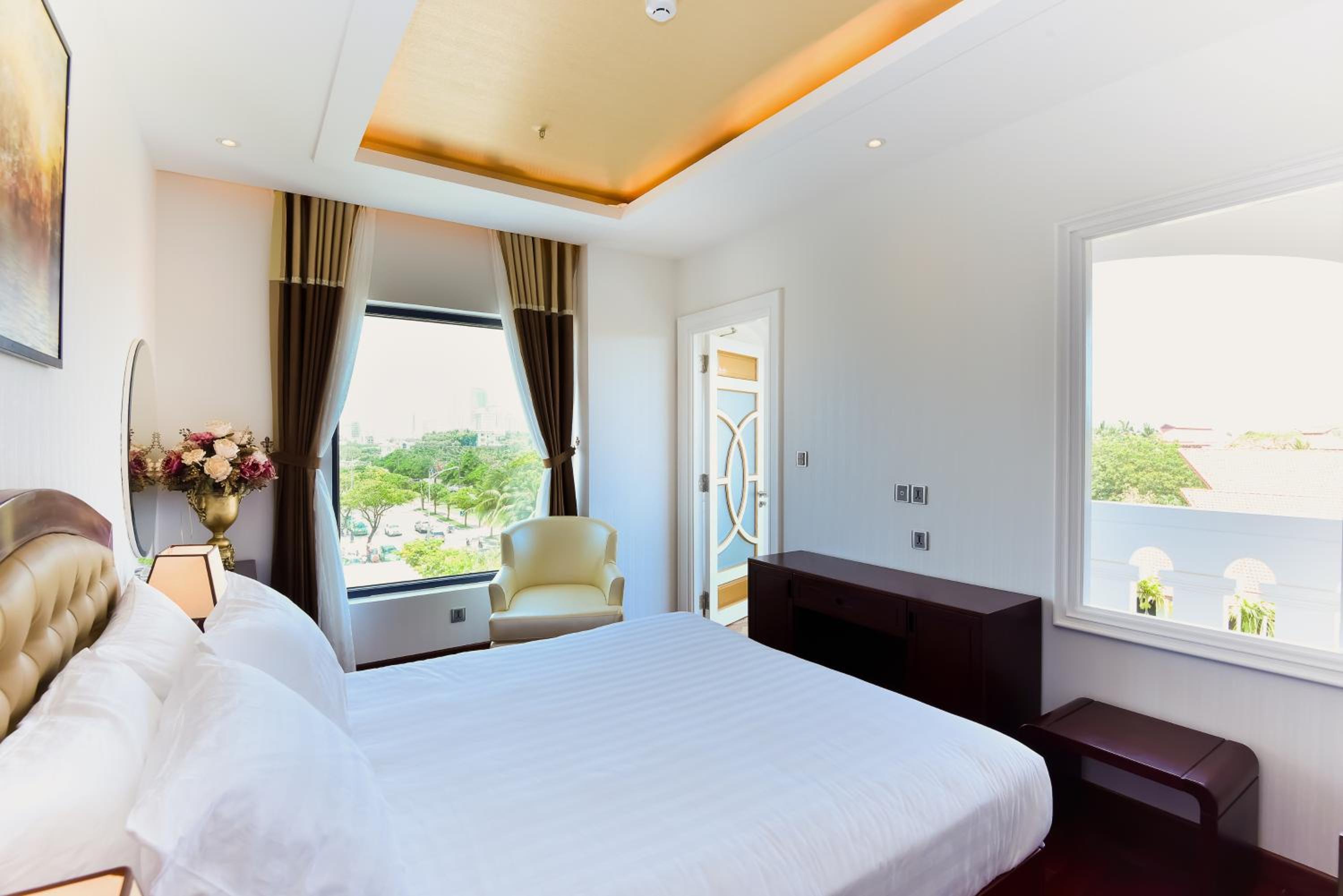 Rung Huong Apartment Danang Beach