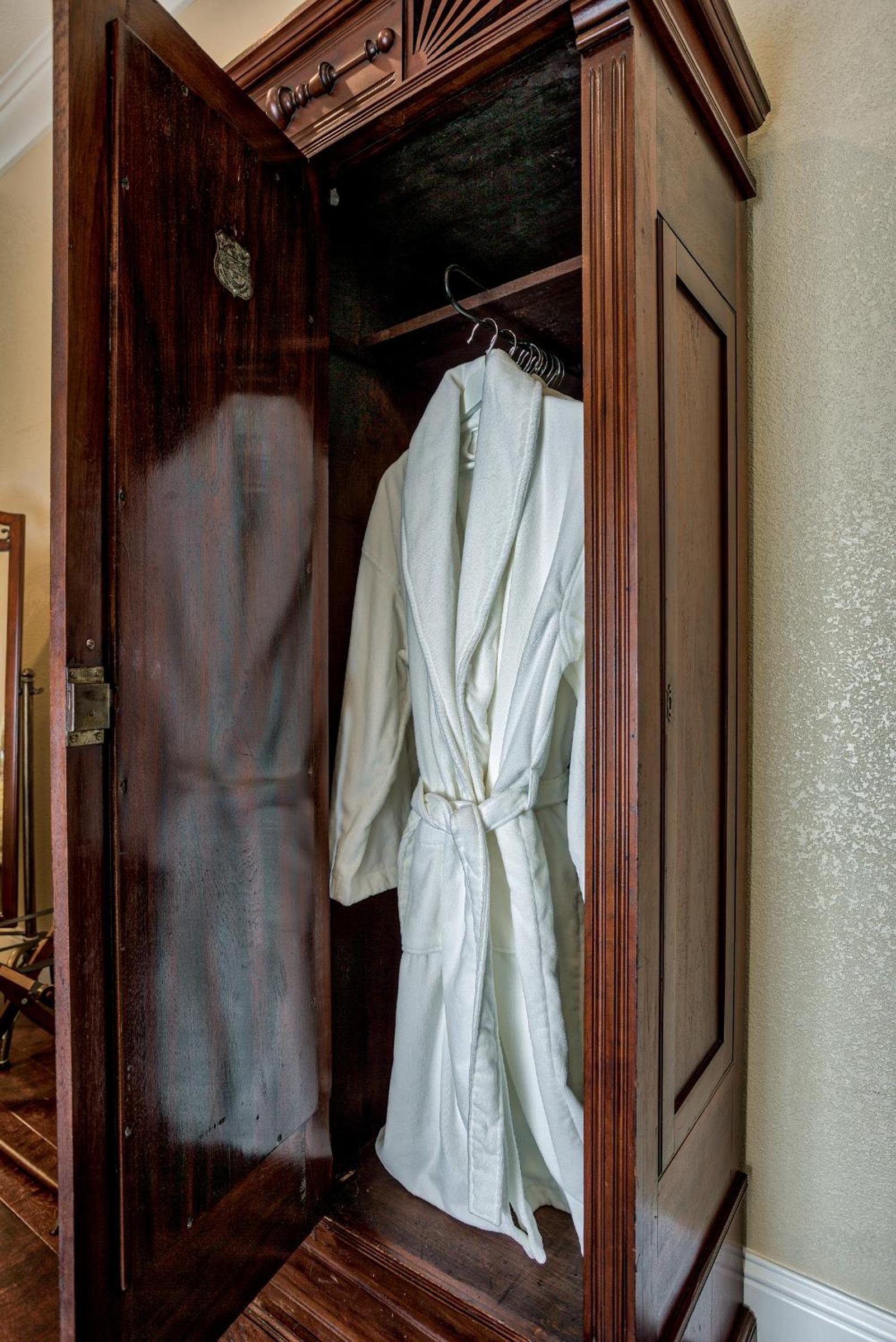 Redding Vacations - Hope Inn Redding - Property Image 6