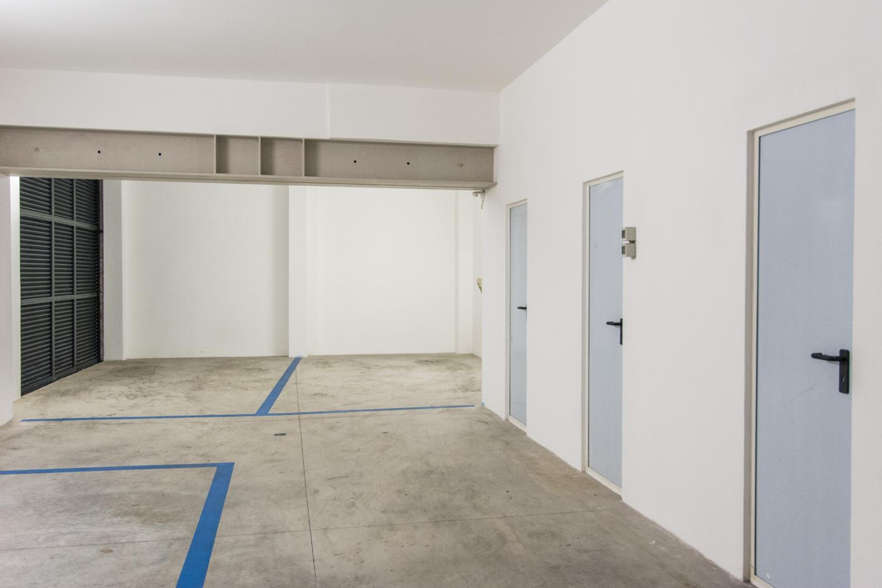 GuestHost - Belvedere White Flat photo 4
