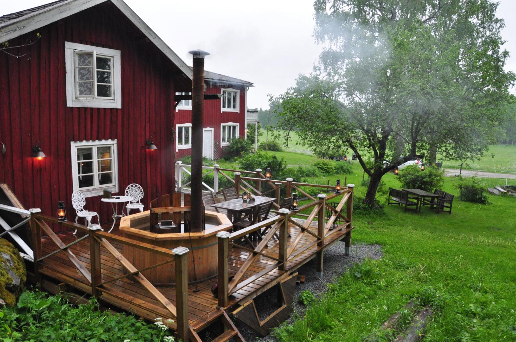 Eden's Garden Cottages