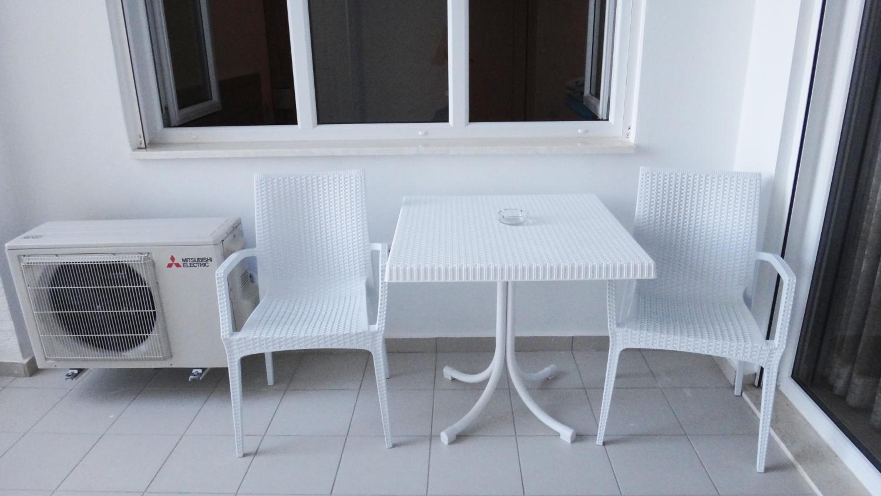 Apartments in White Residence