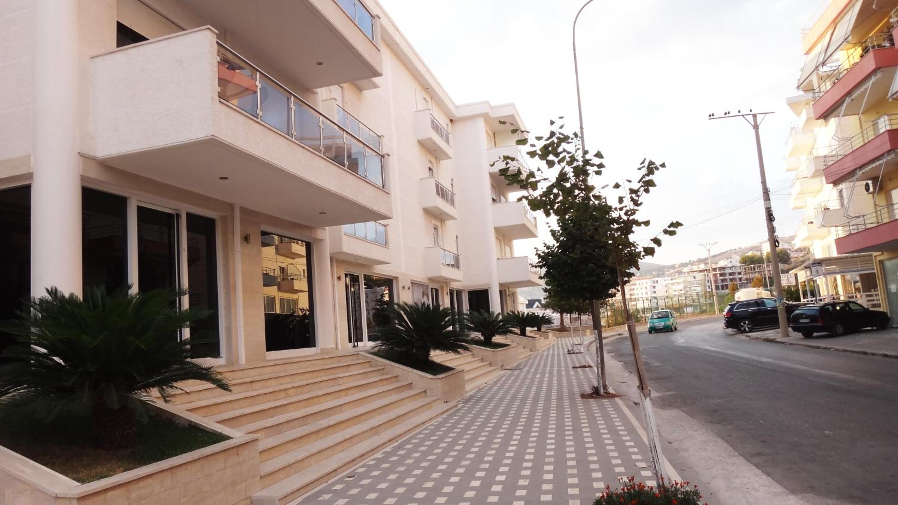 Apartments in White Residence