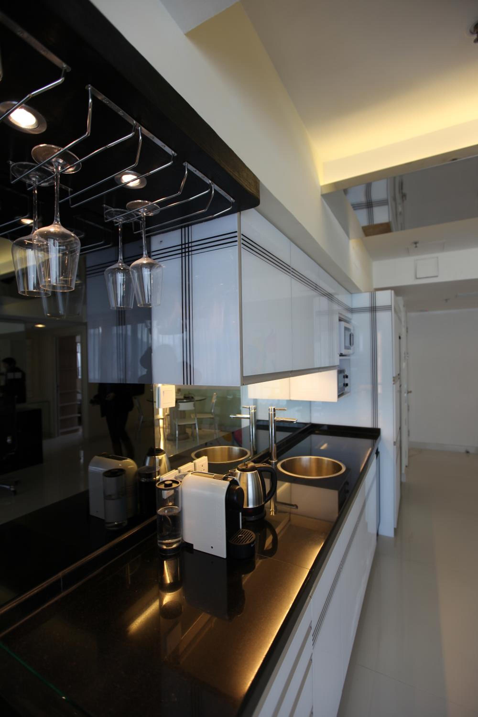 IW Hotel, photo 21