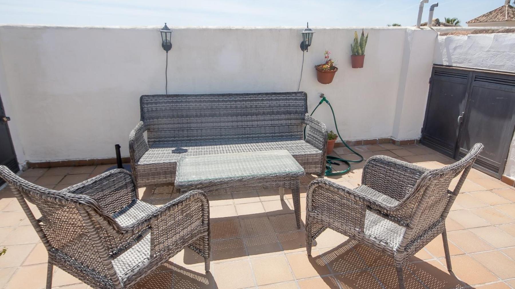 Duquesa Golf A323 view 4
