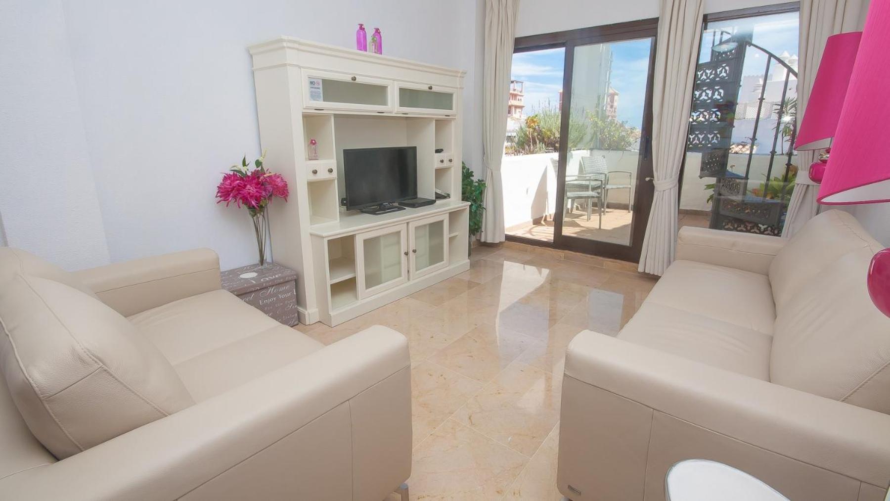 Duquesa Golf A323 view 5