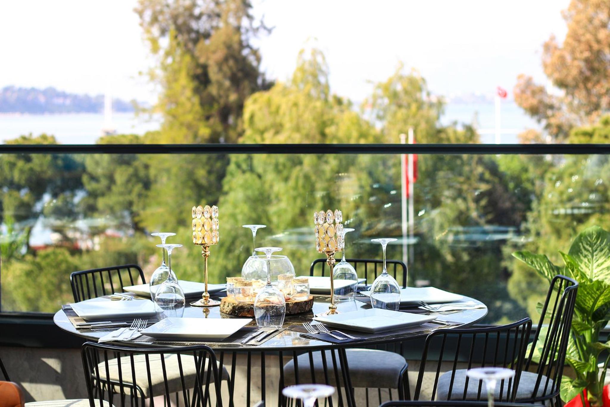 Reis Royal Otel - Image 19