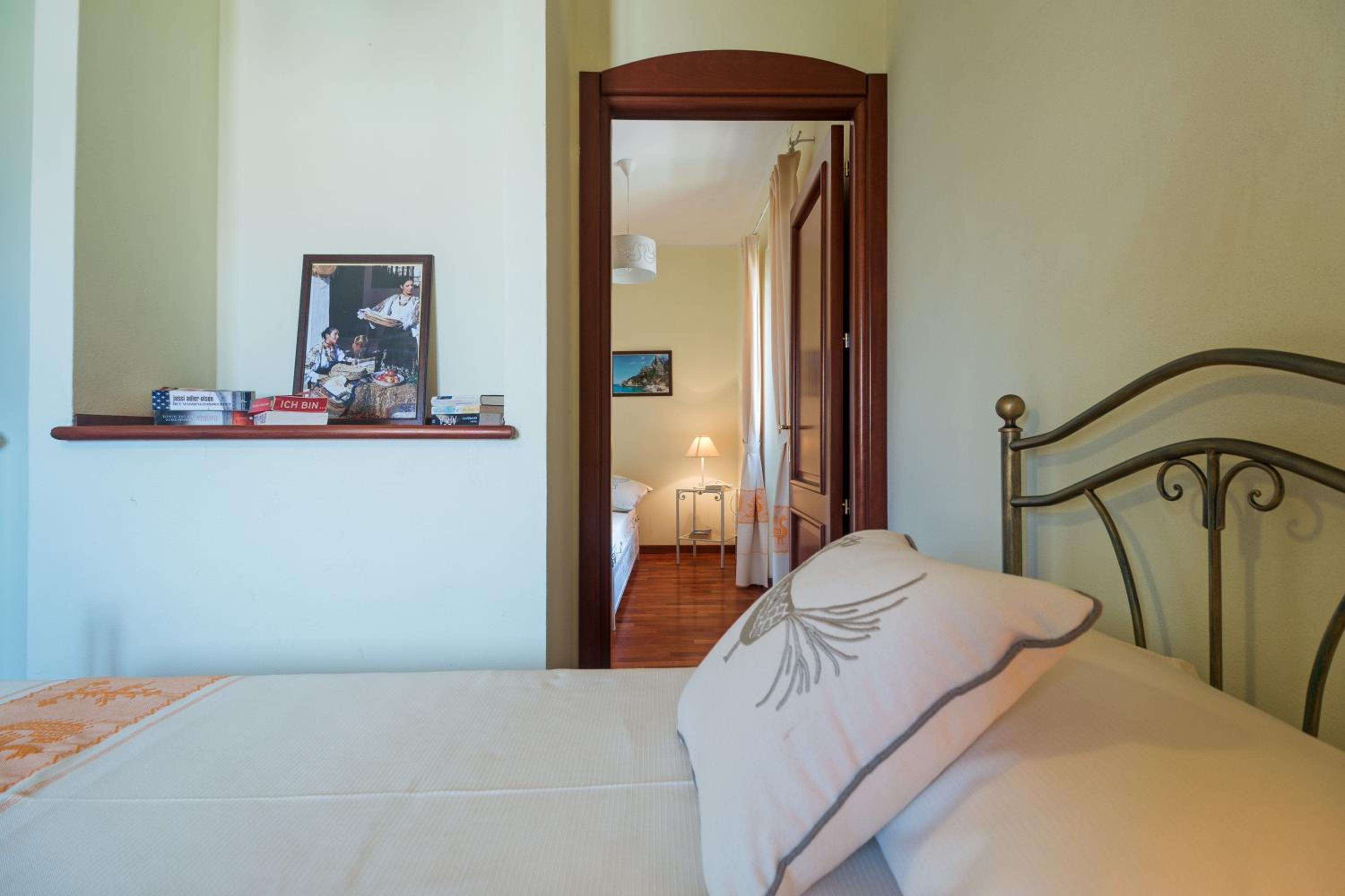 Villa Corrasi Oliena Luxury