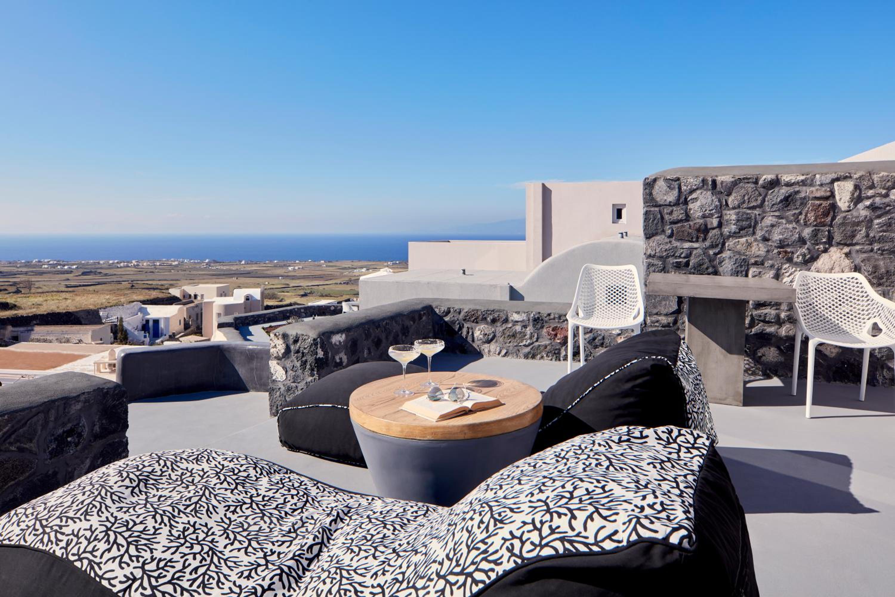 Elysian Santorini