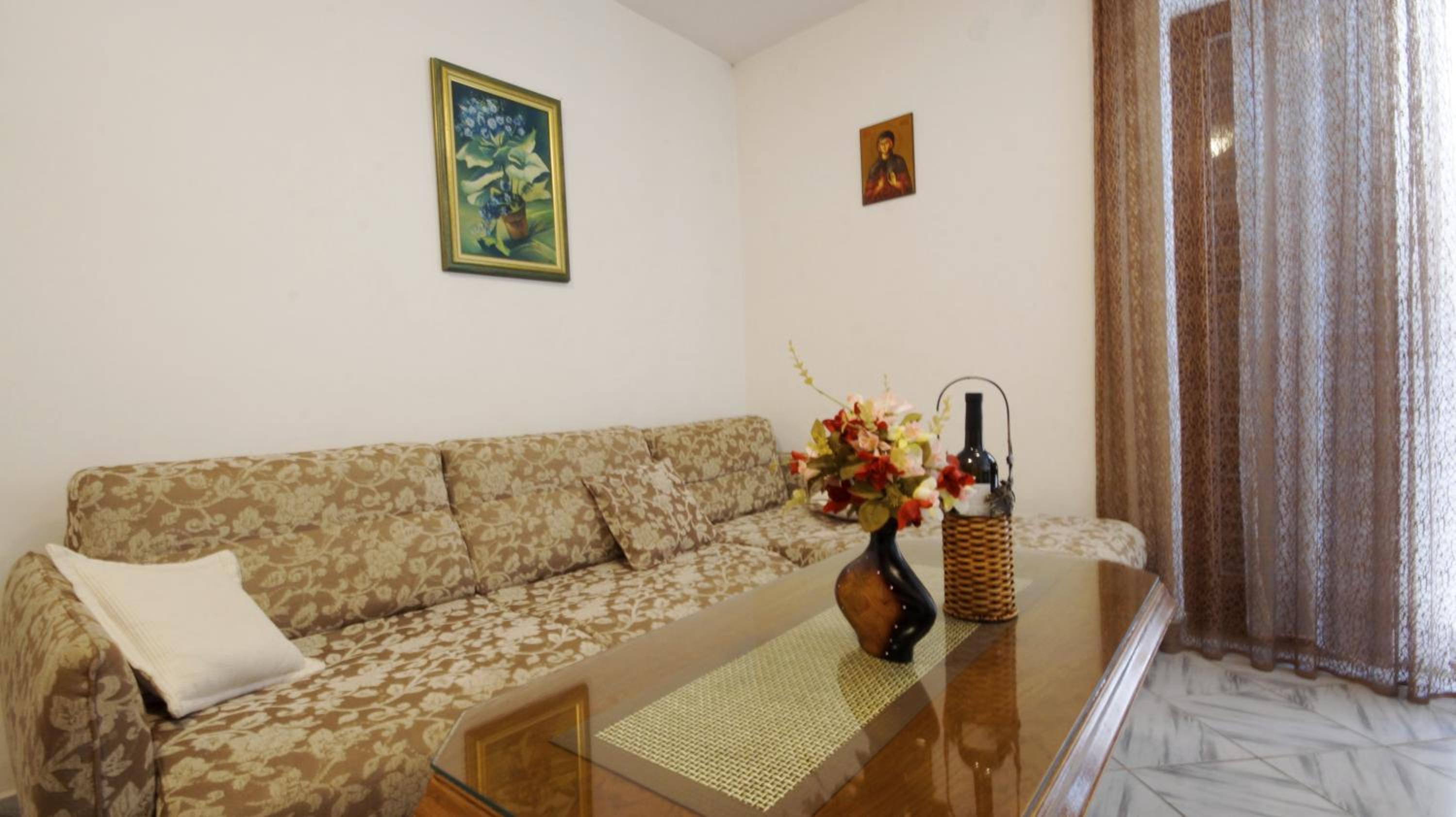 Apartment Glomazic