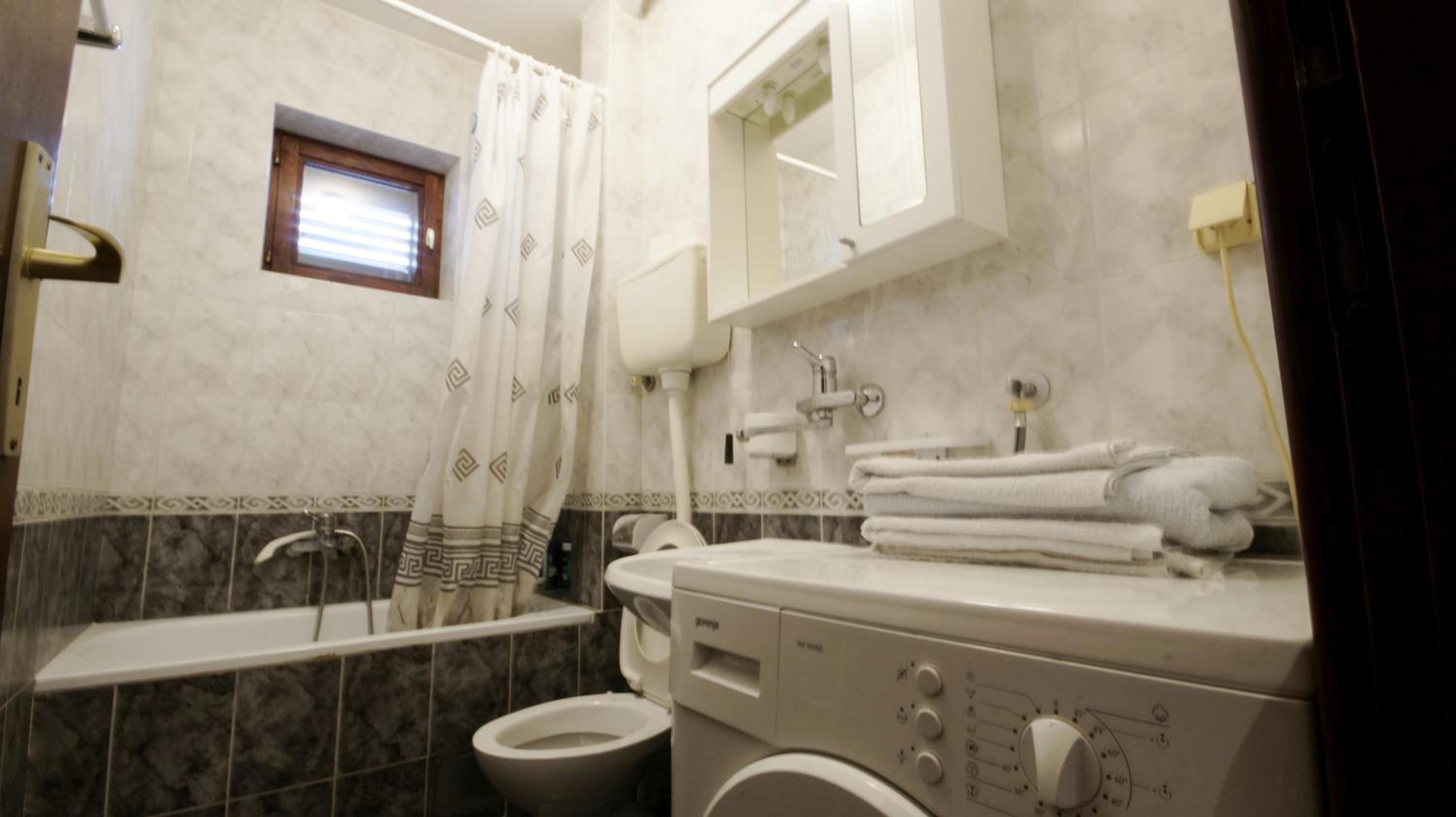 Apartment Glomazic