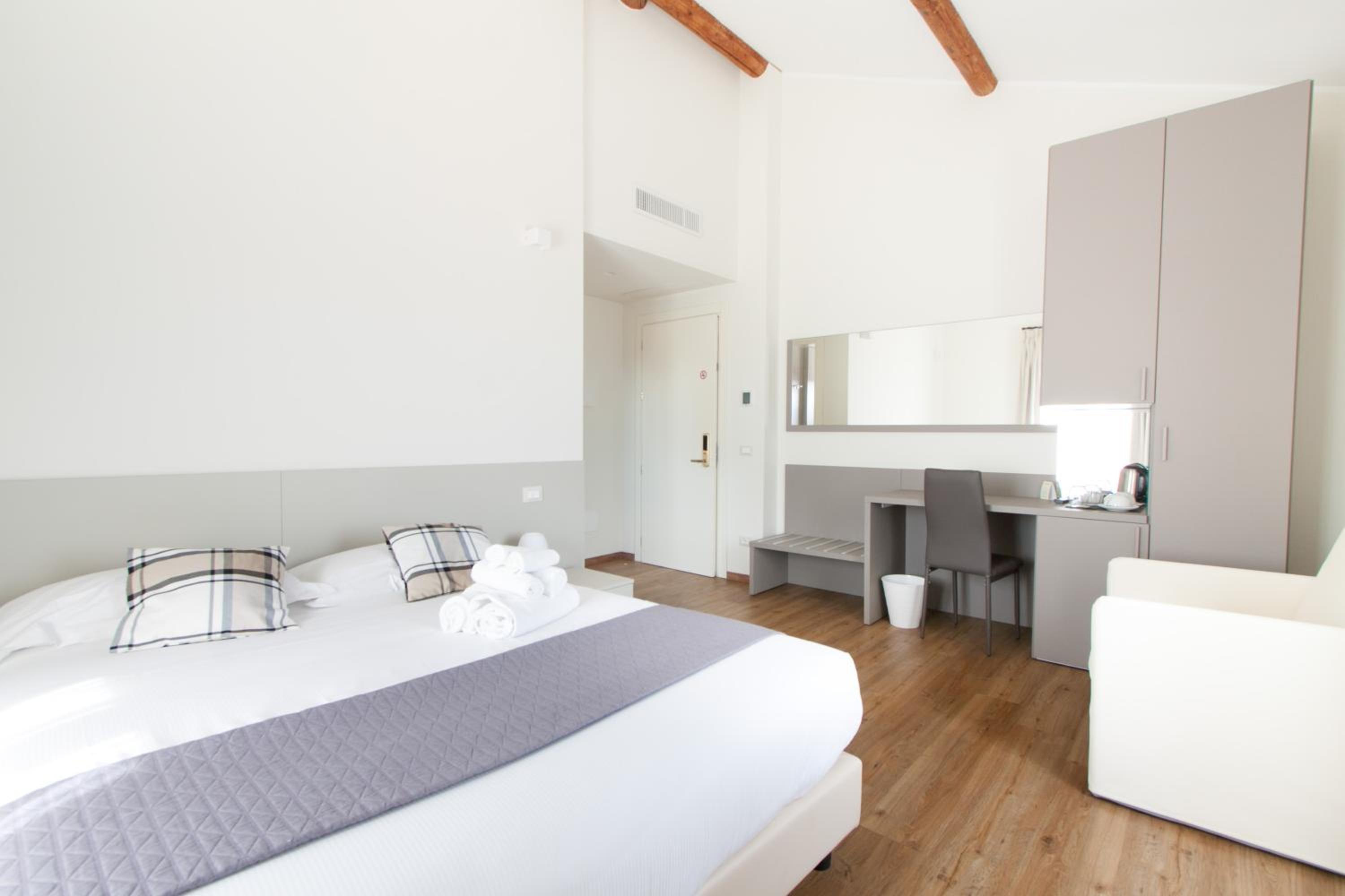 Garda Relais
