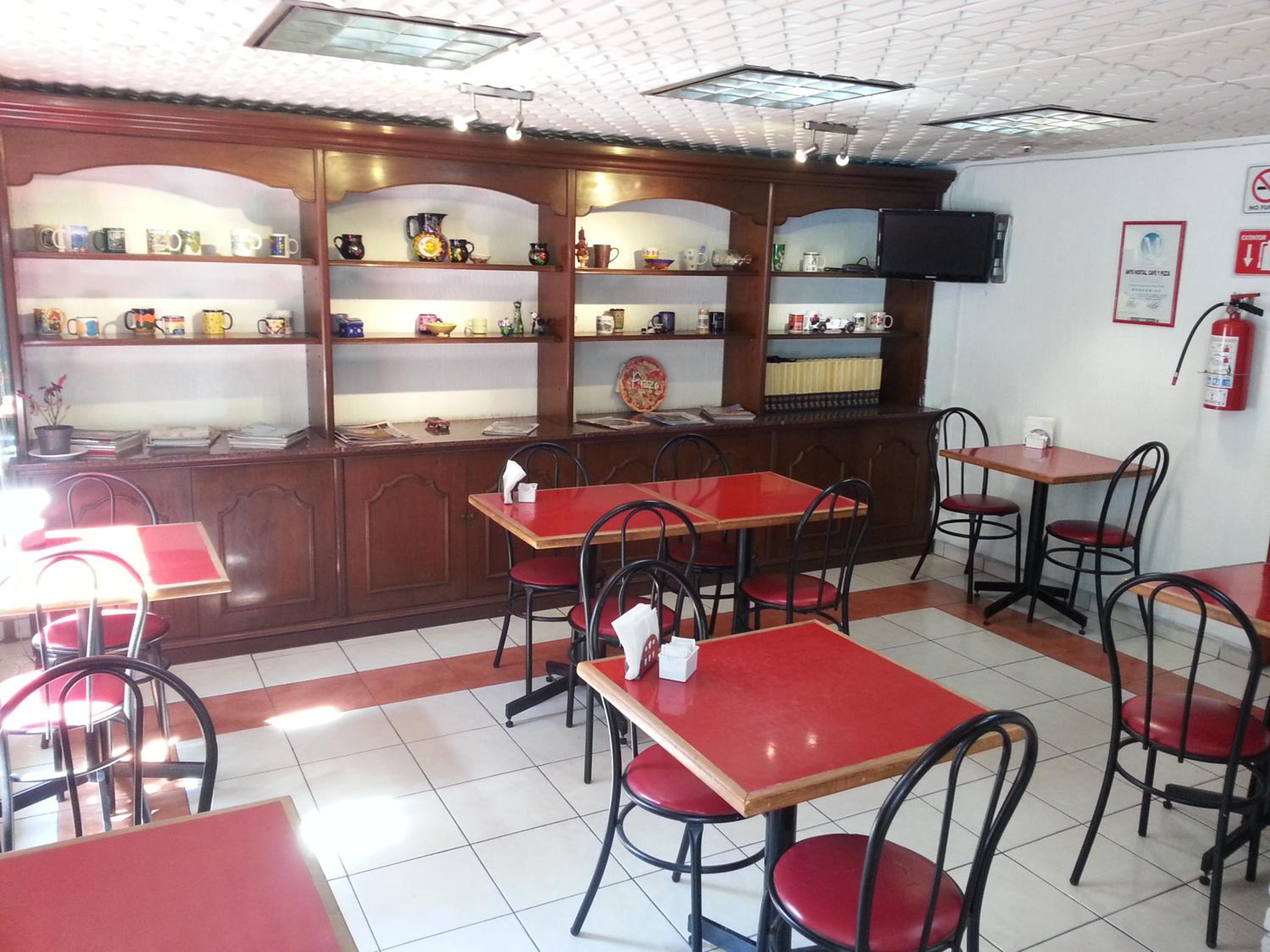 Anys Hostal photo 2