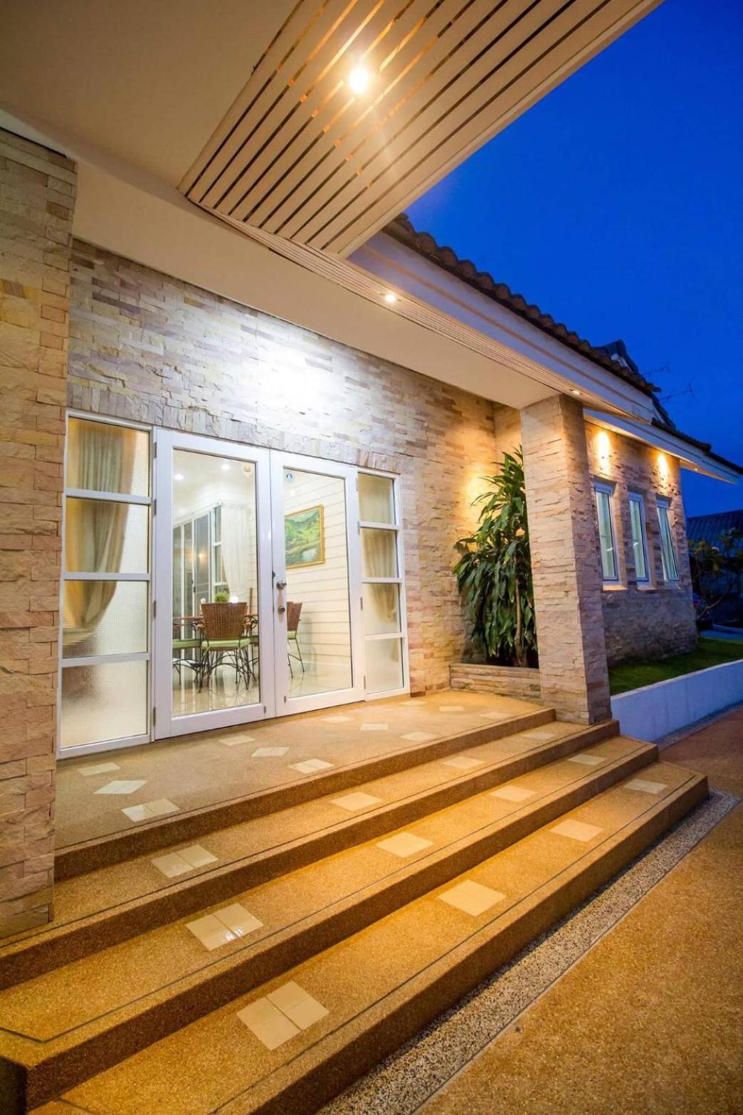 Hotel Baan Khao Noi Pool Villas