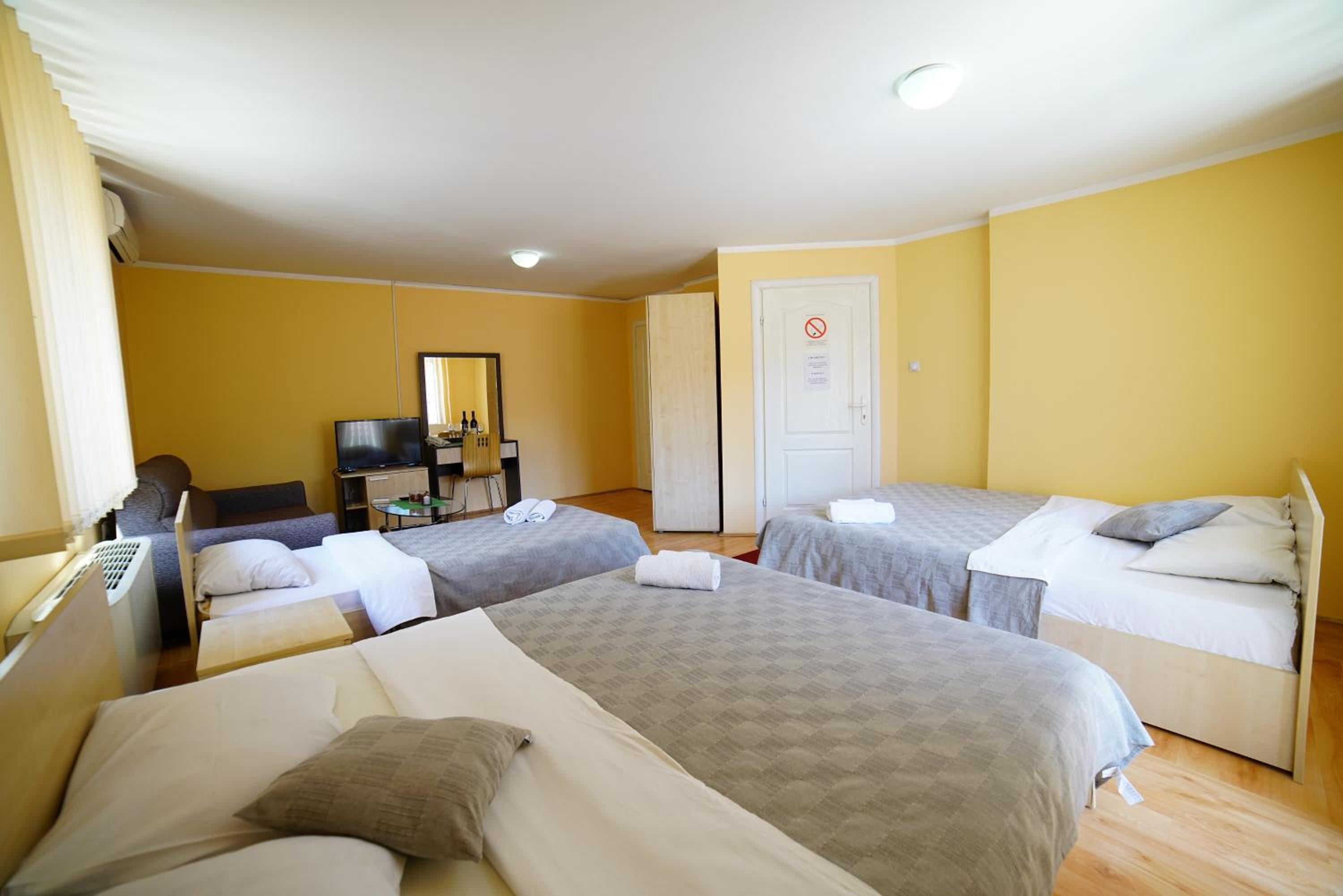 Bed and Breakfast Majesty