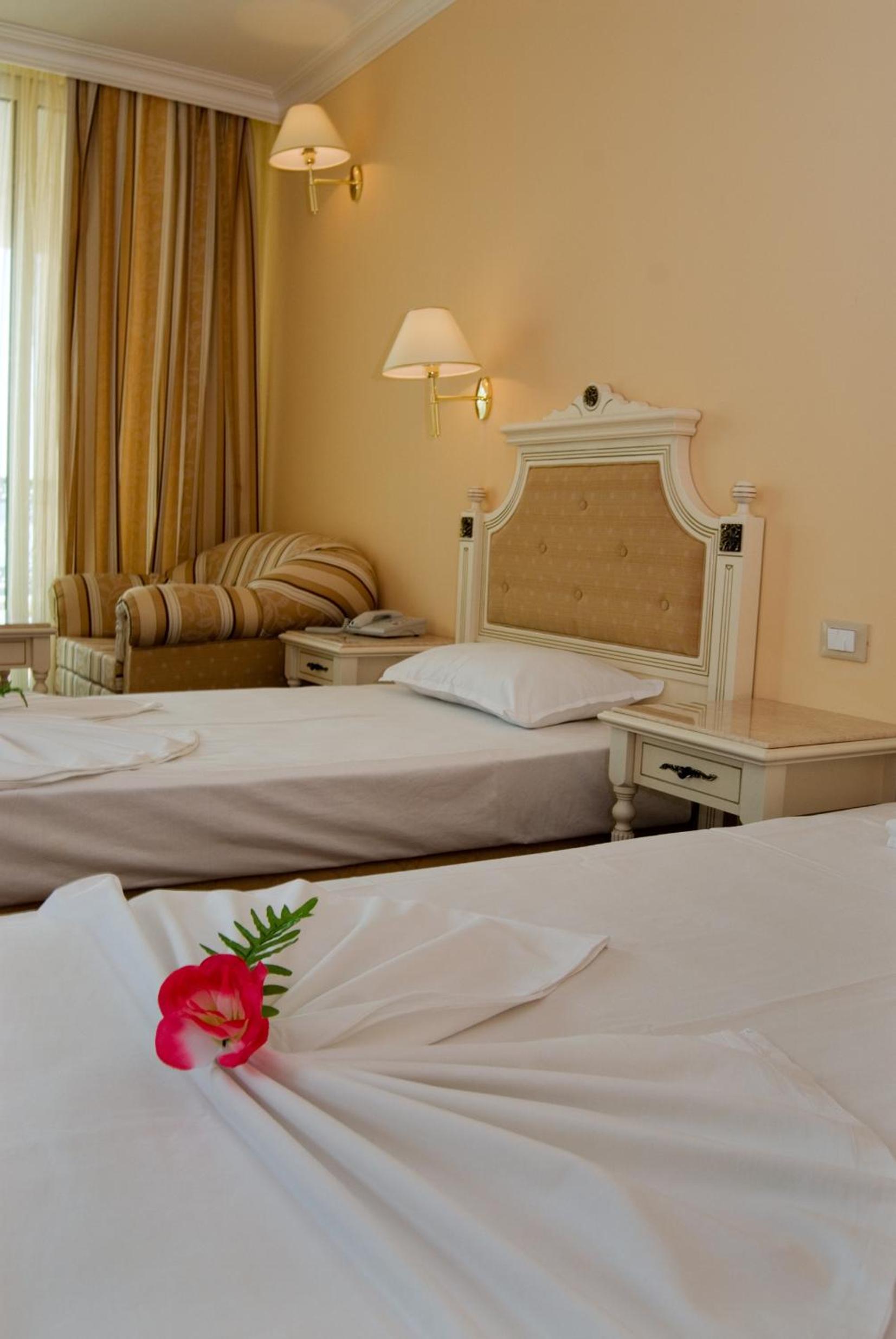 Duni Marina Beach Hotel - All Inclusive