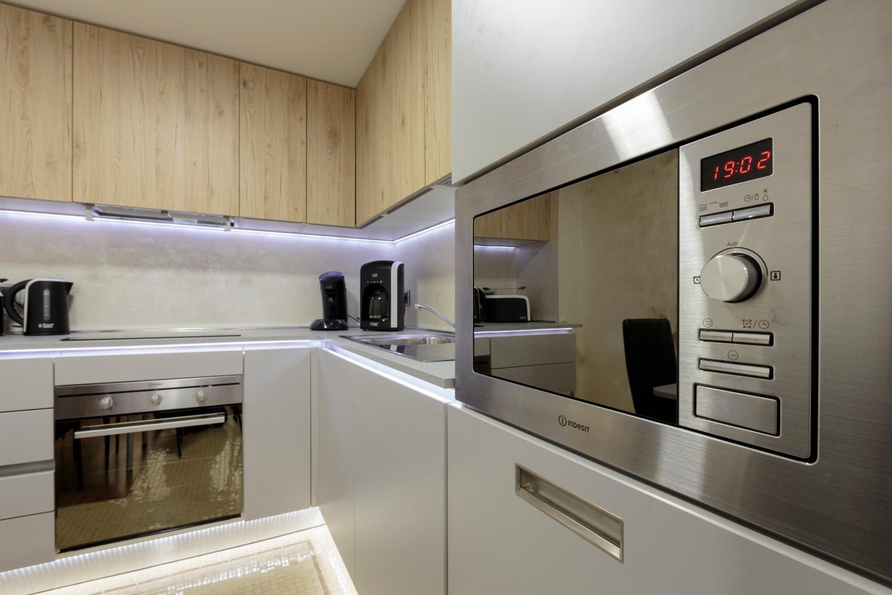 The Queen Luxury Apartments - Villa Vinicia