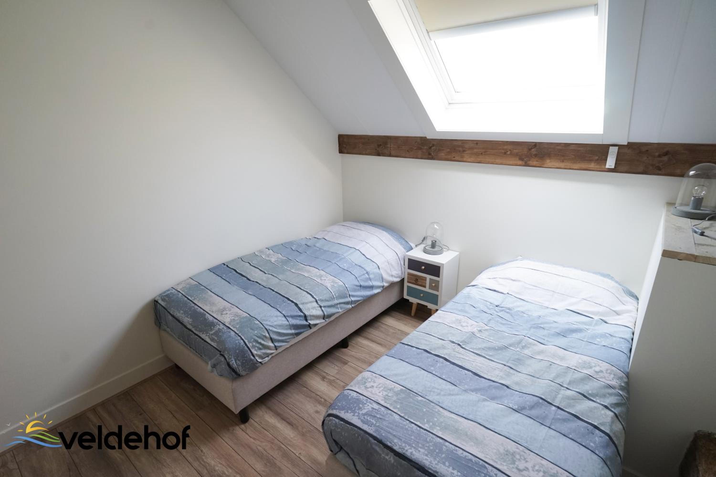Photo 64