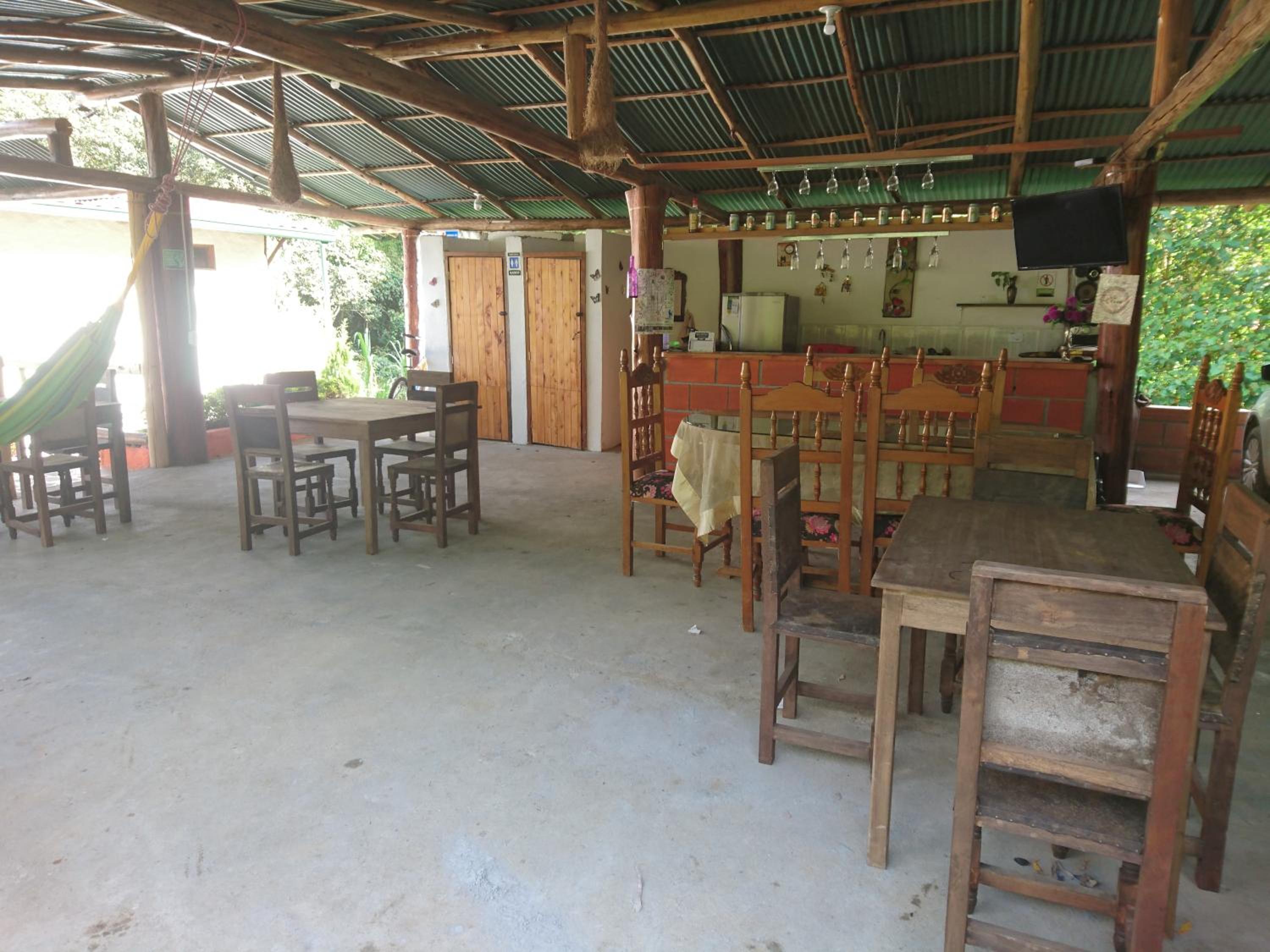Hostal Encanto La Salada