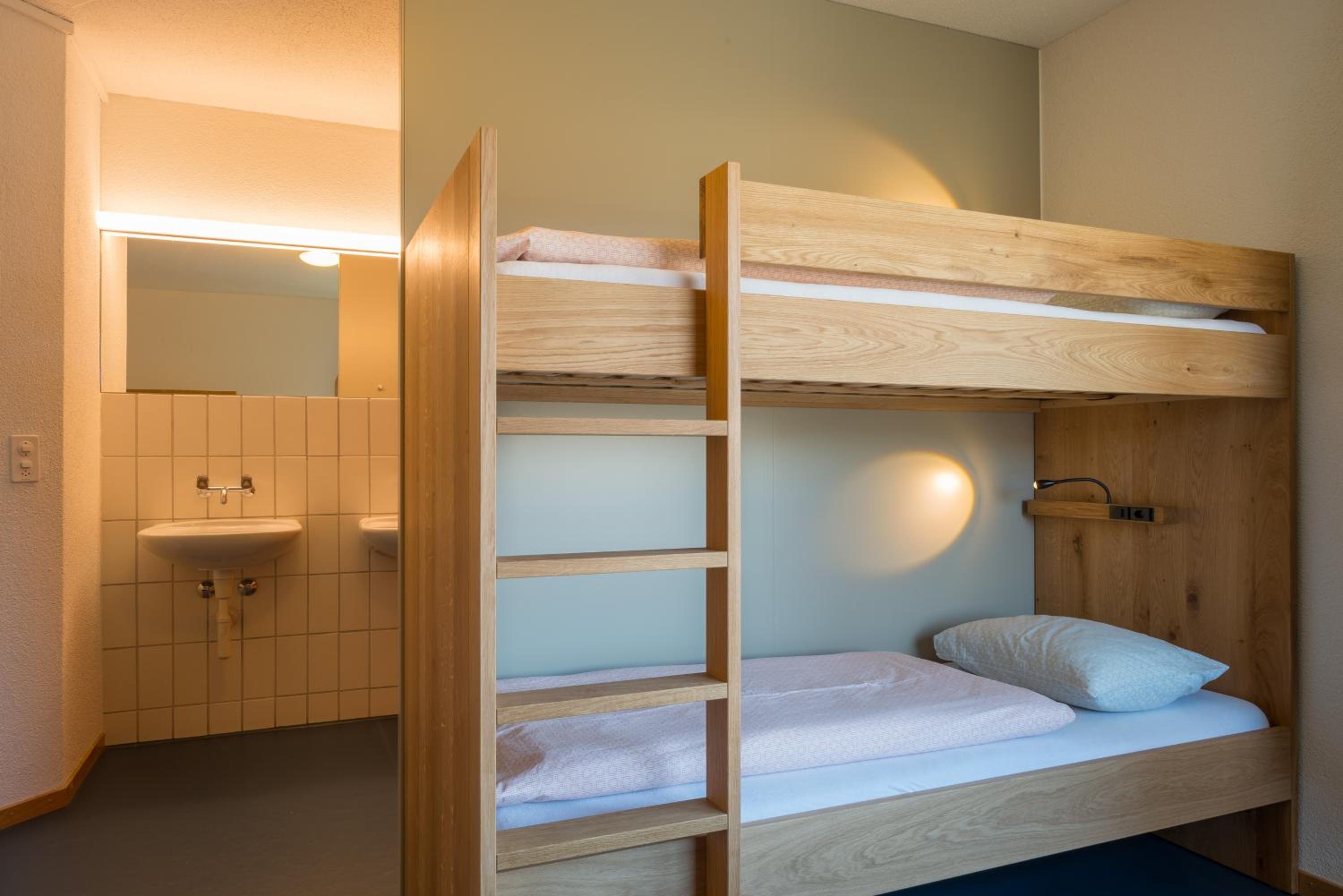 Zug Youth Hostel