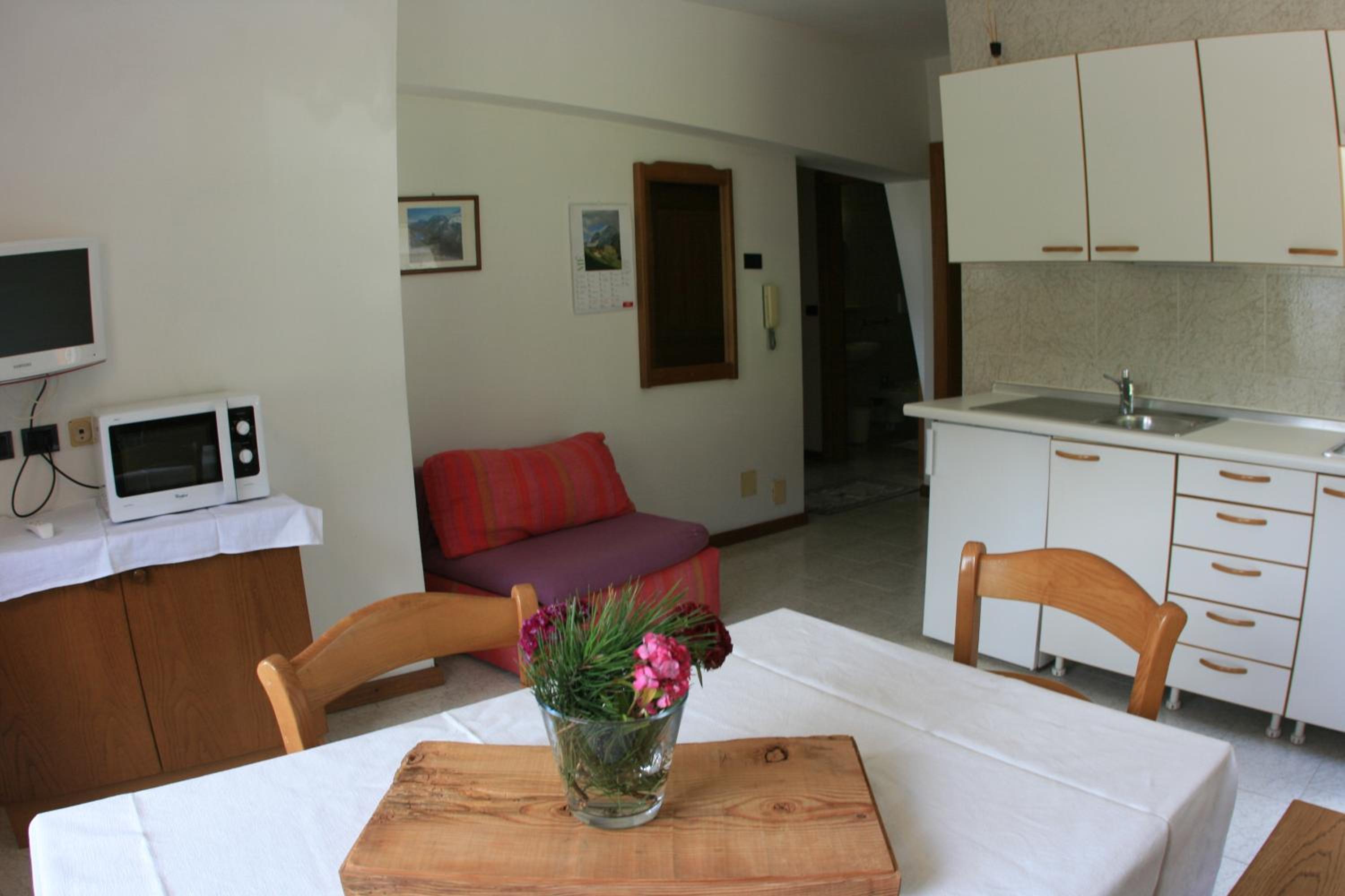 Photo 37