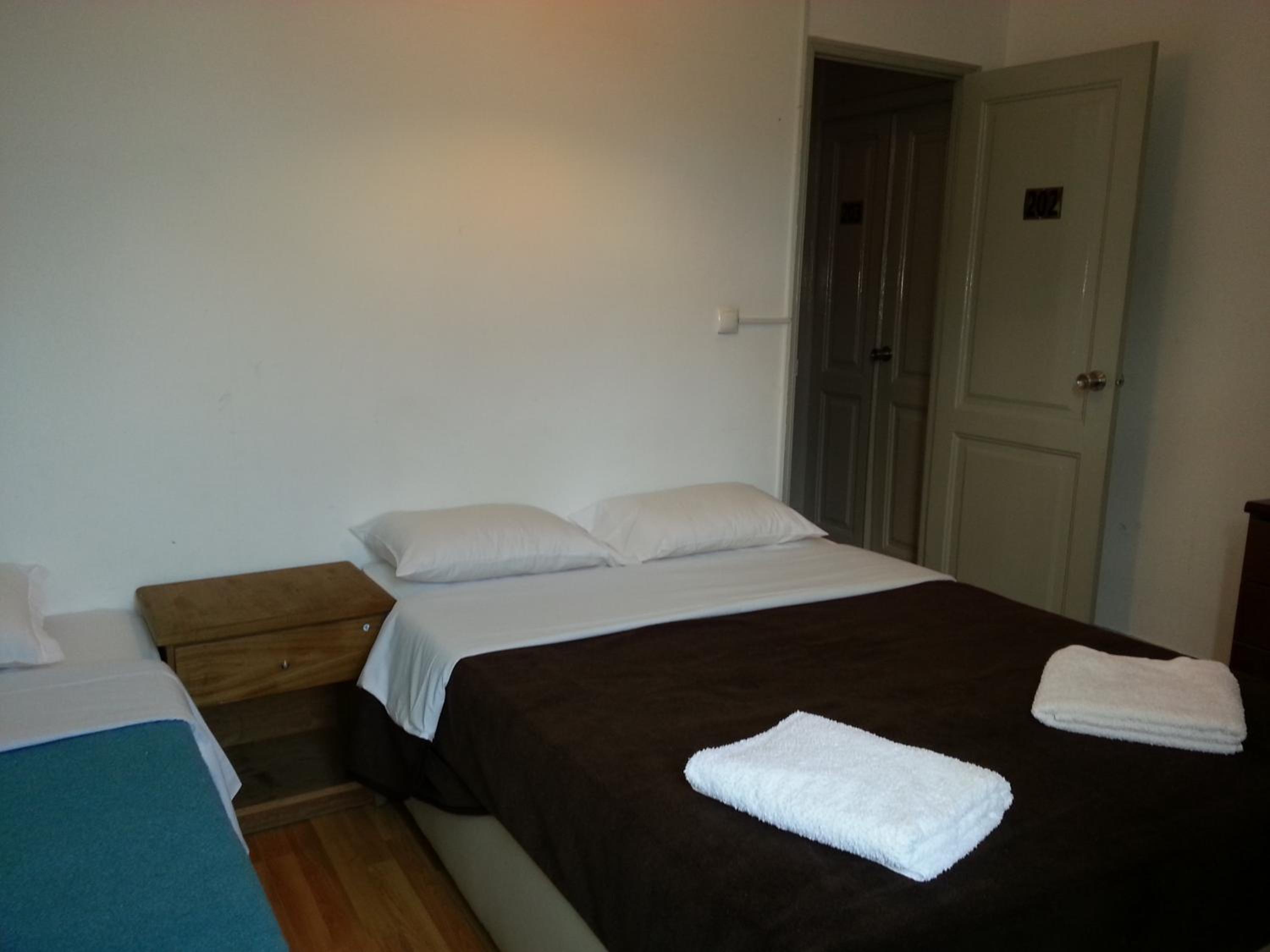 City Centre Anjos Guesthouse view 5