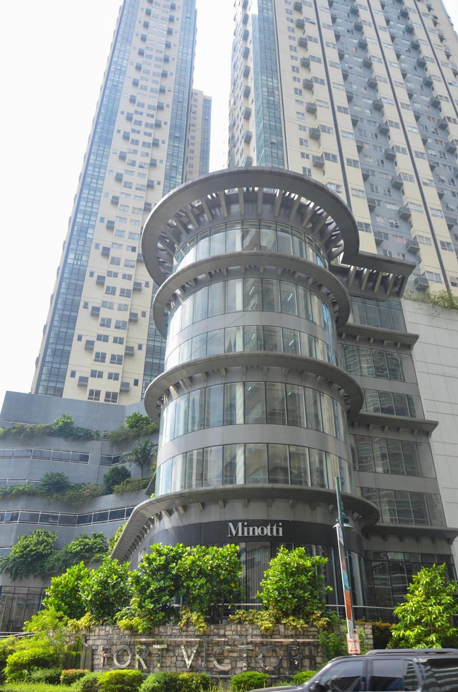 Victoria SOHO Suites