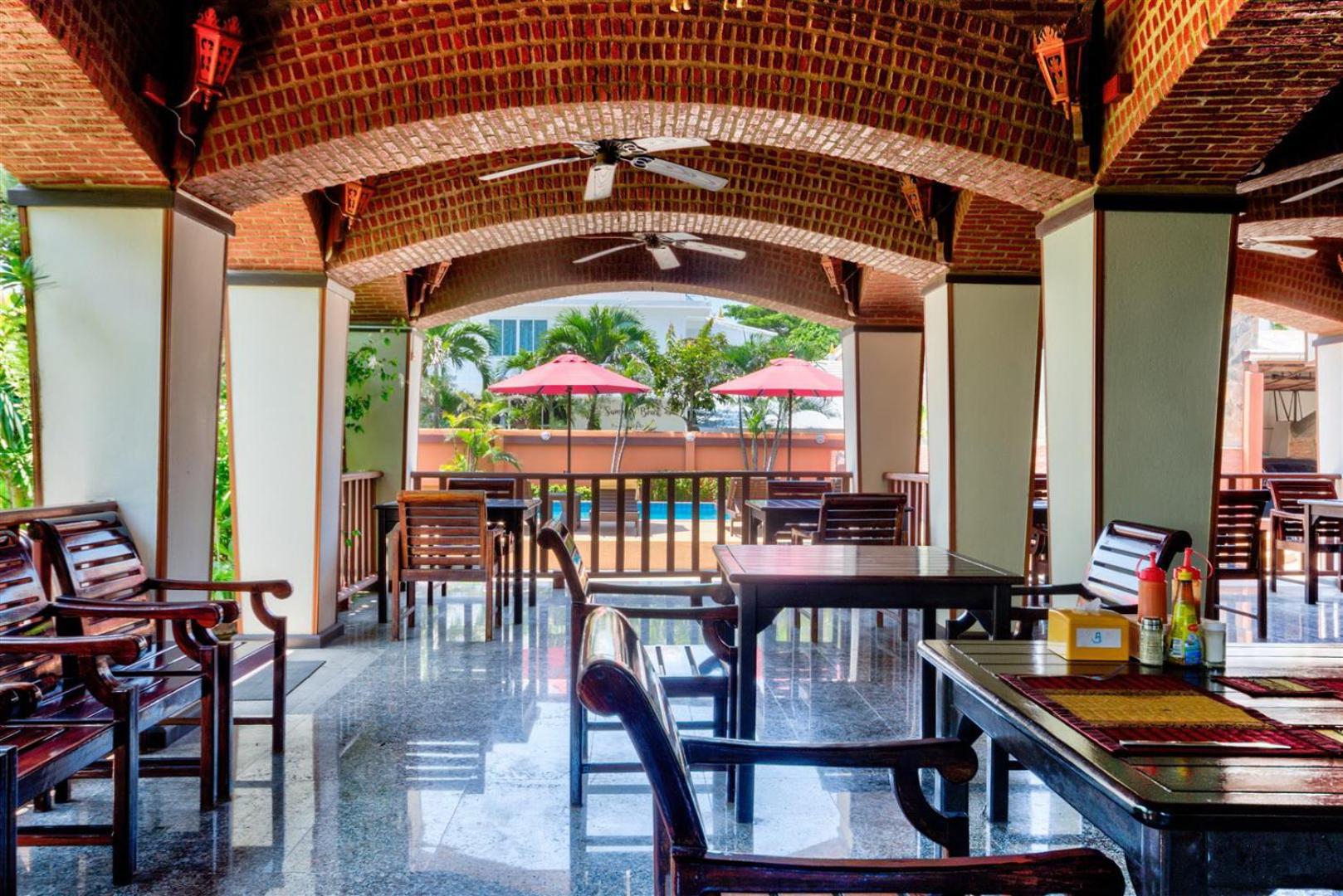 Pran Buri Vacations - Palm Beach Resort - Property Image 42