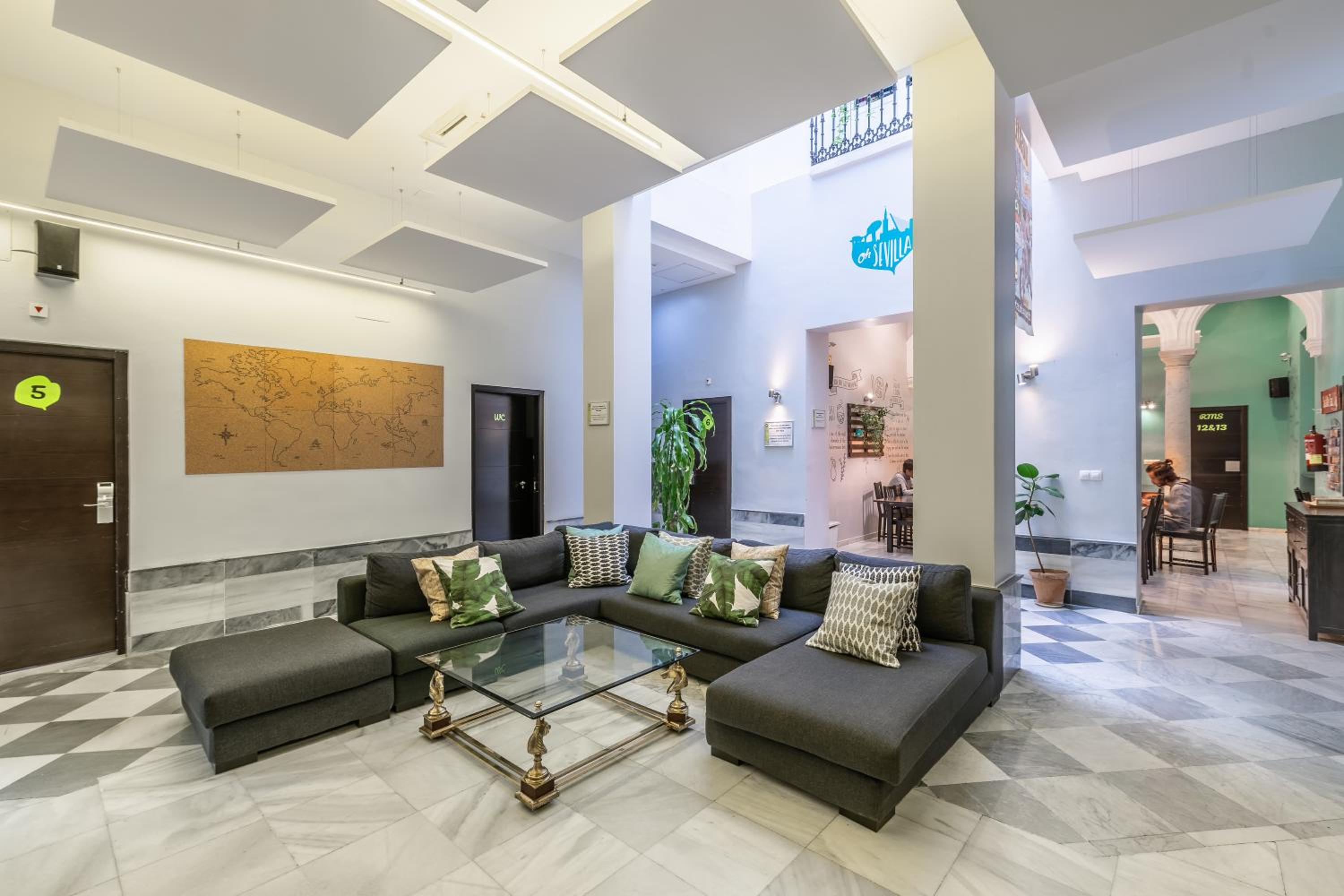 lounge